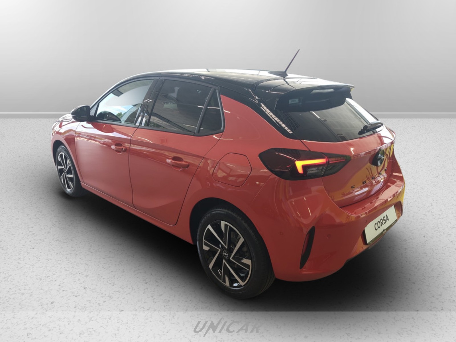 UNICAR Opel Corsa