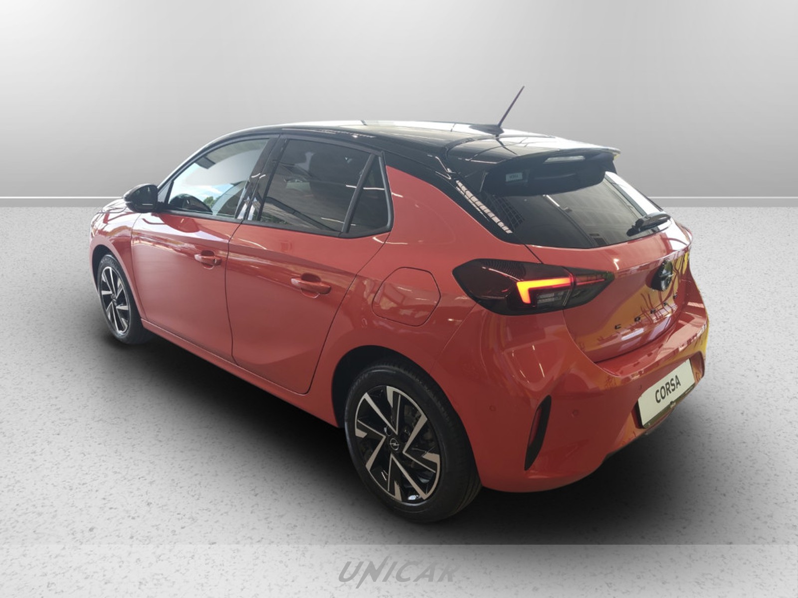UNICAR Opel Corsa