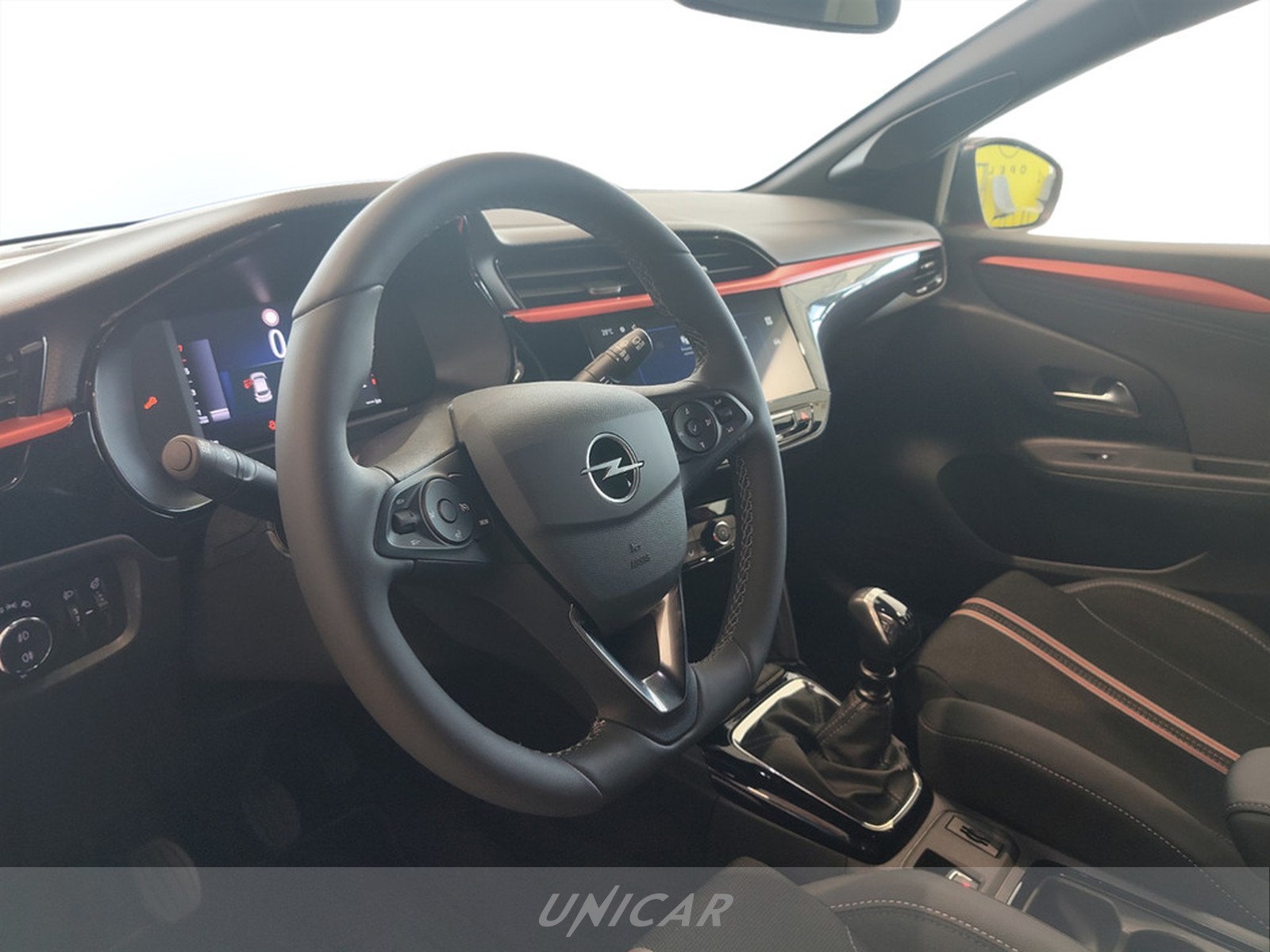 UNICAR Opel Corsa