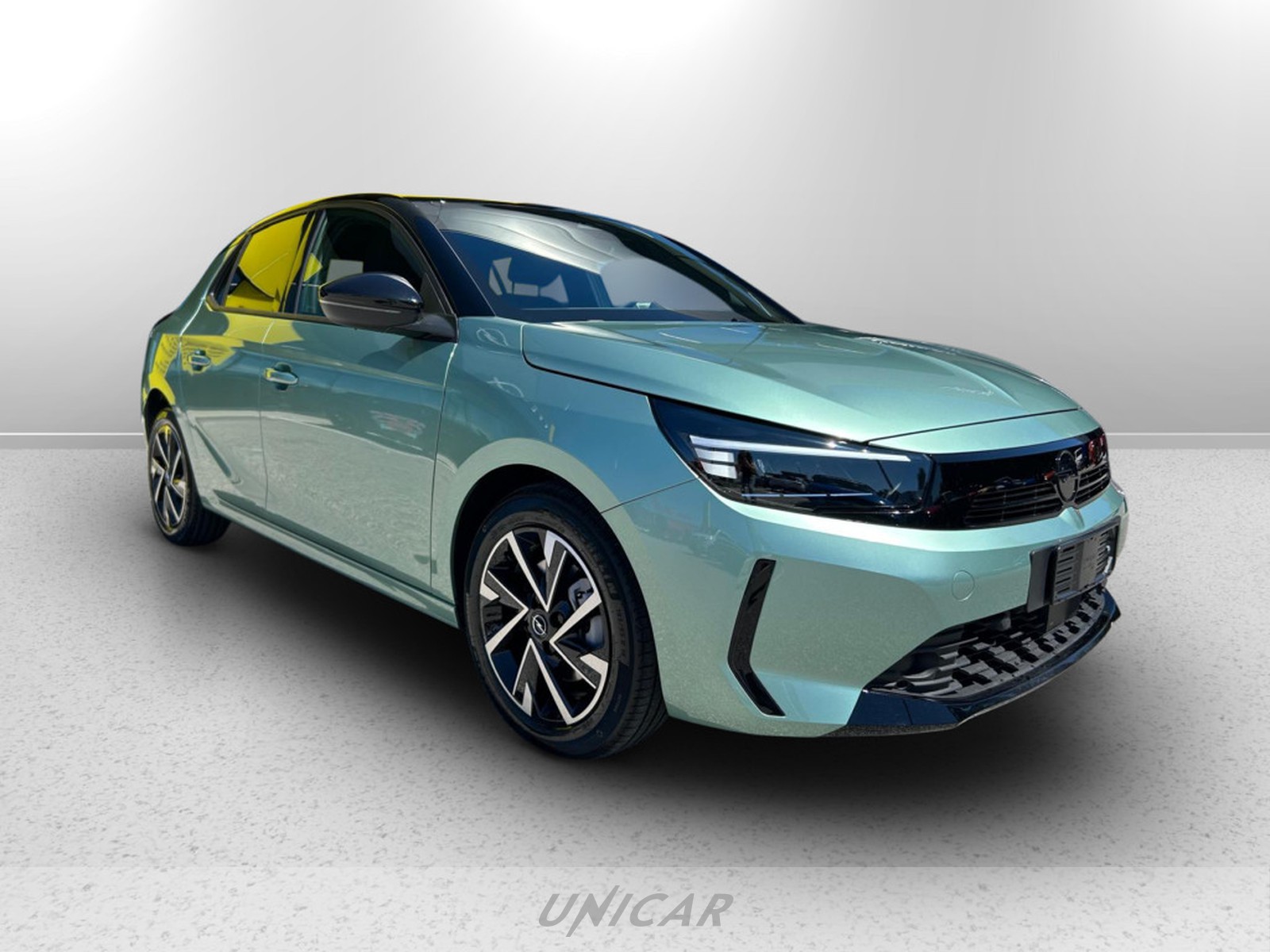 UNICAR Opel Corsa