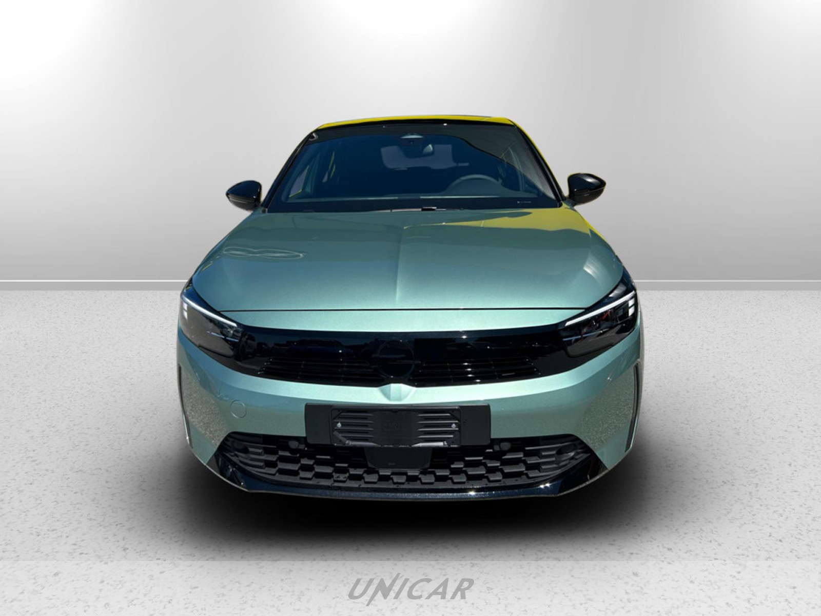 UNICAR Opel Corsa