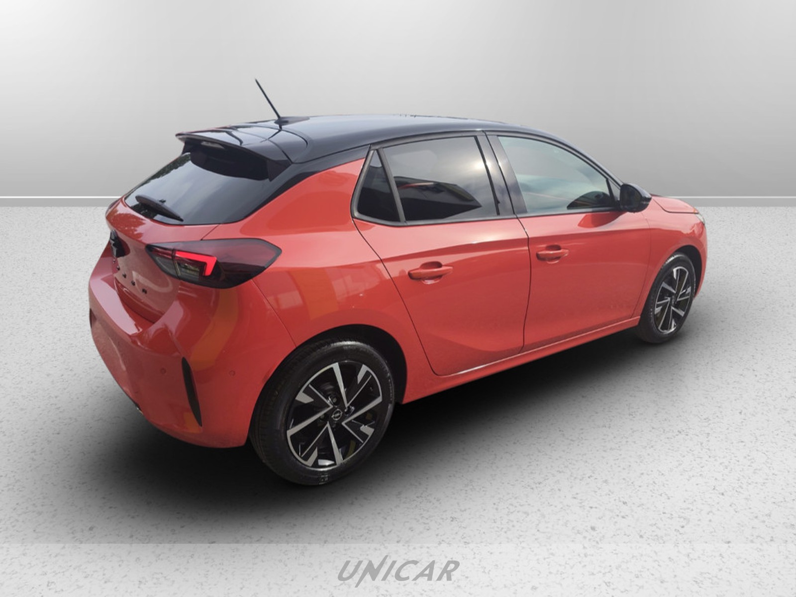 UNICAR Opel Corsa