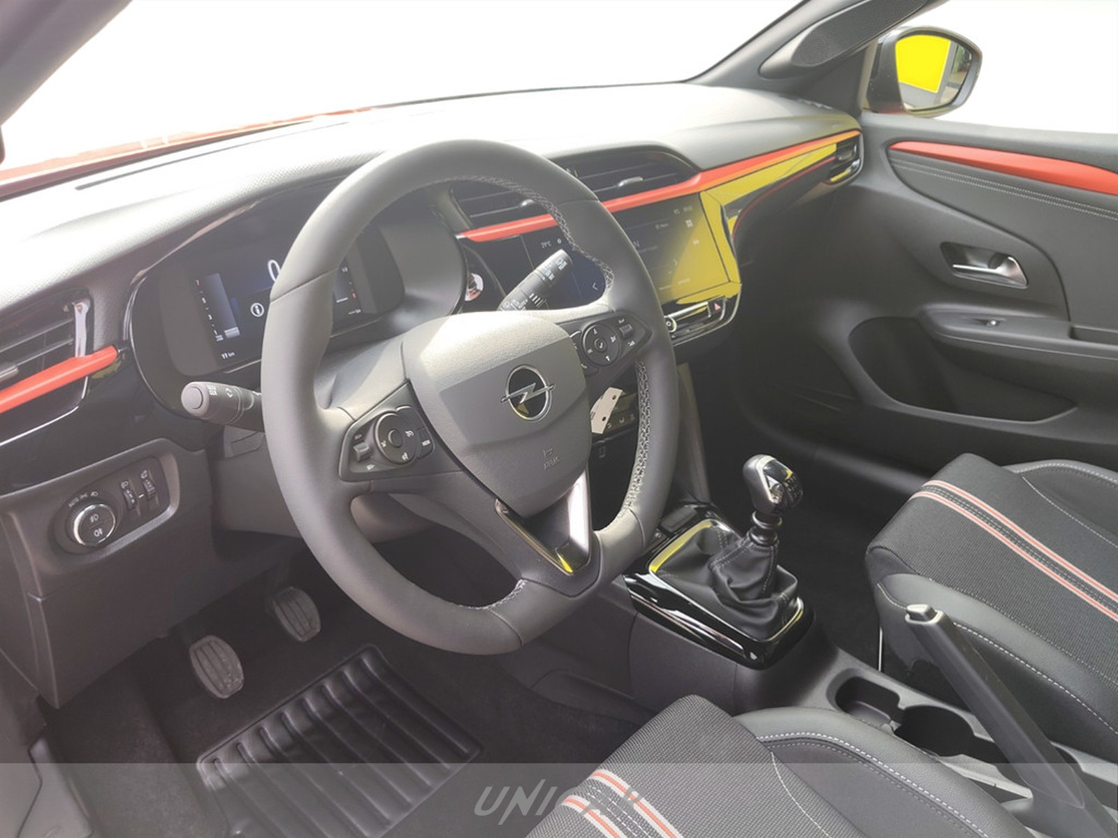 UNICAR Opel Corsa