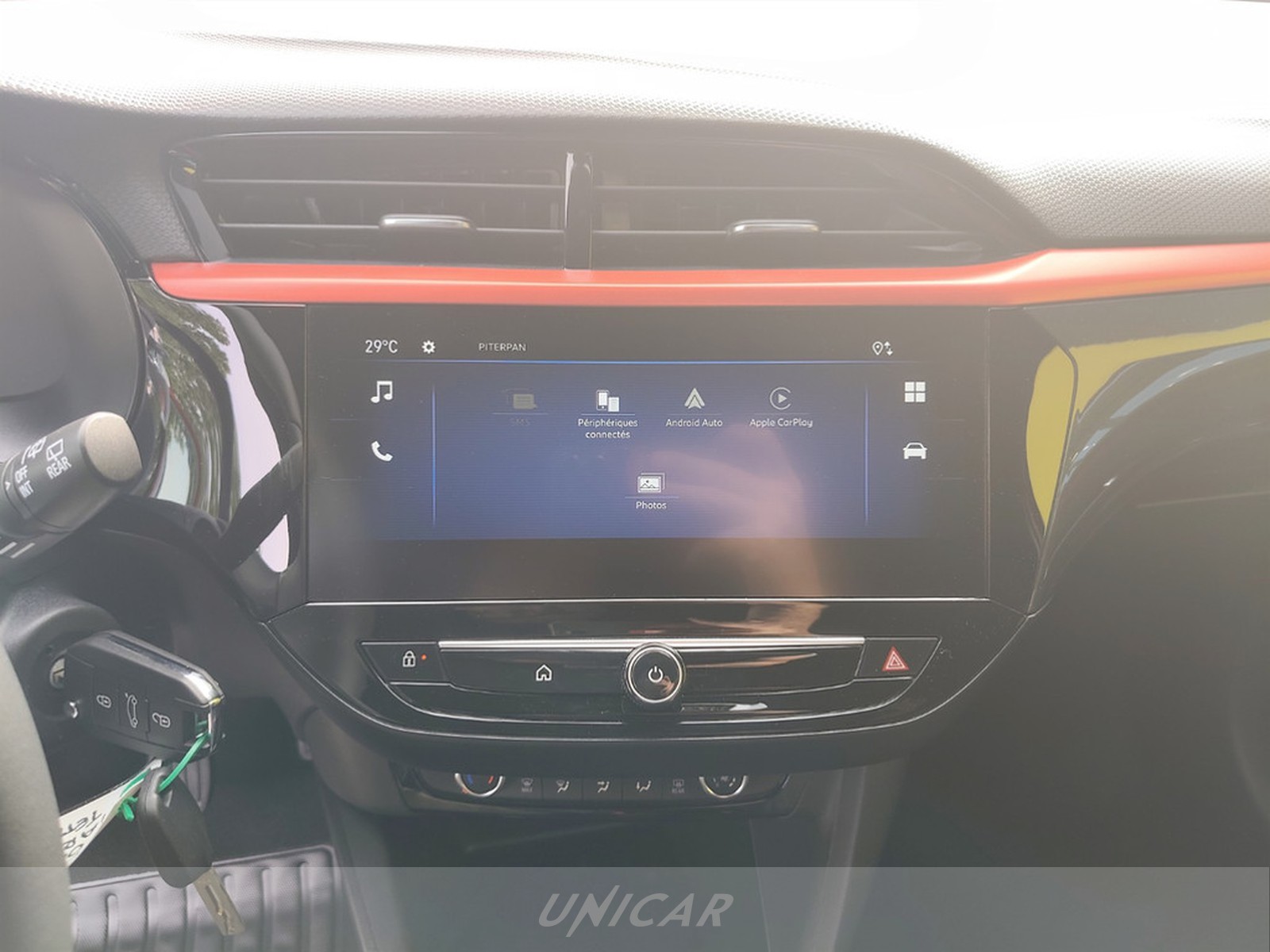 UNICAR Opel Corsa