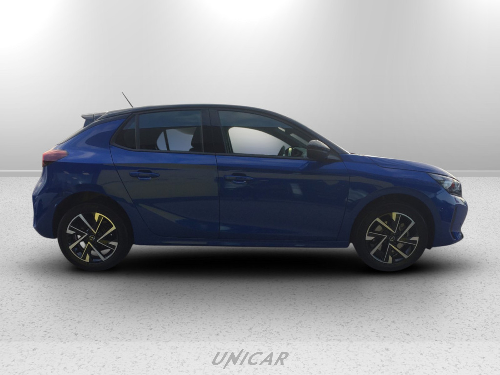 UNICAR Opel Corsa