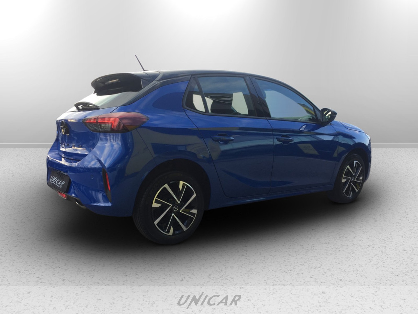 UNICAR Opel Corsa