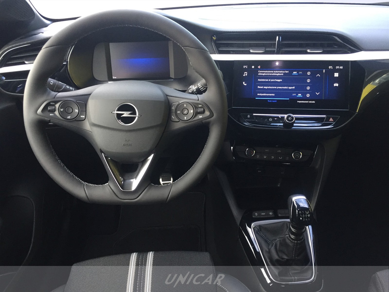 UNICAR Opel Corsa