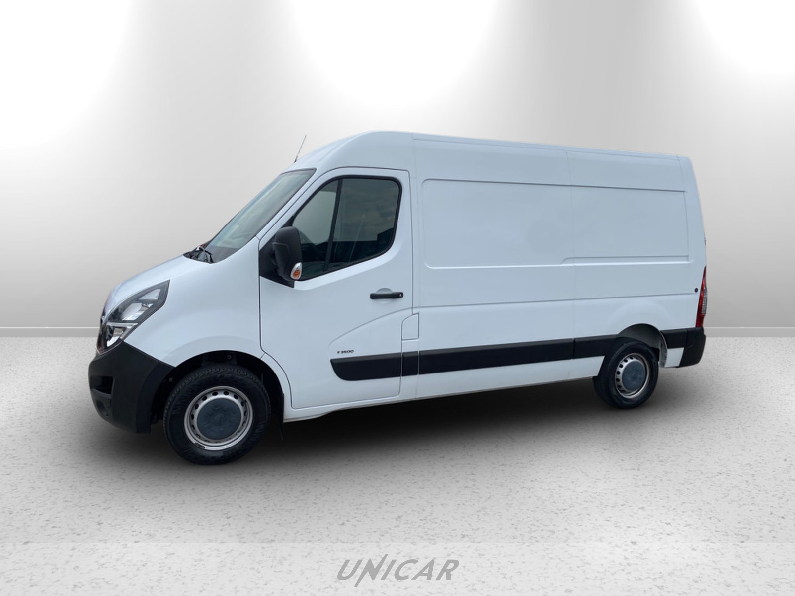 UNICAR Opel Movano