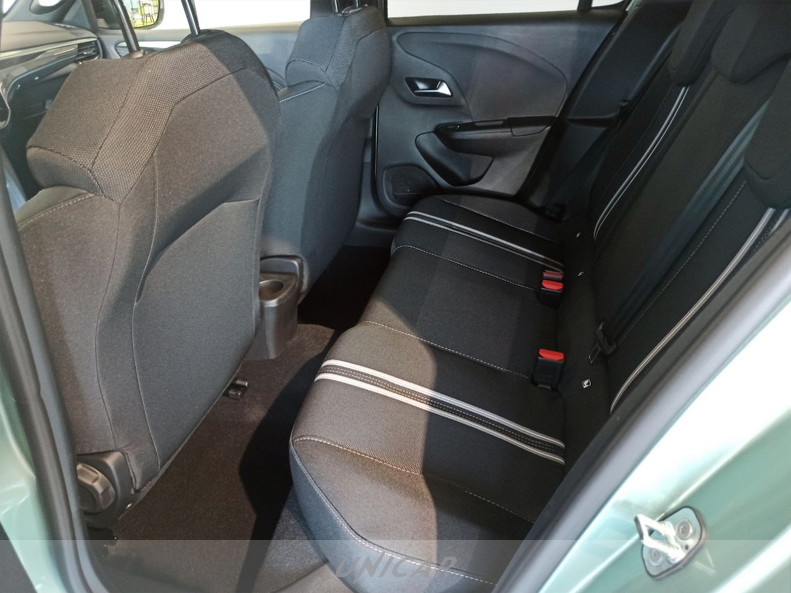 UNICAR Opel Corsa