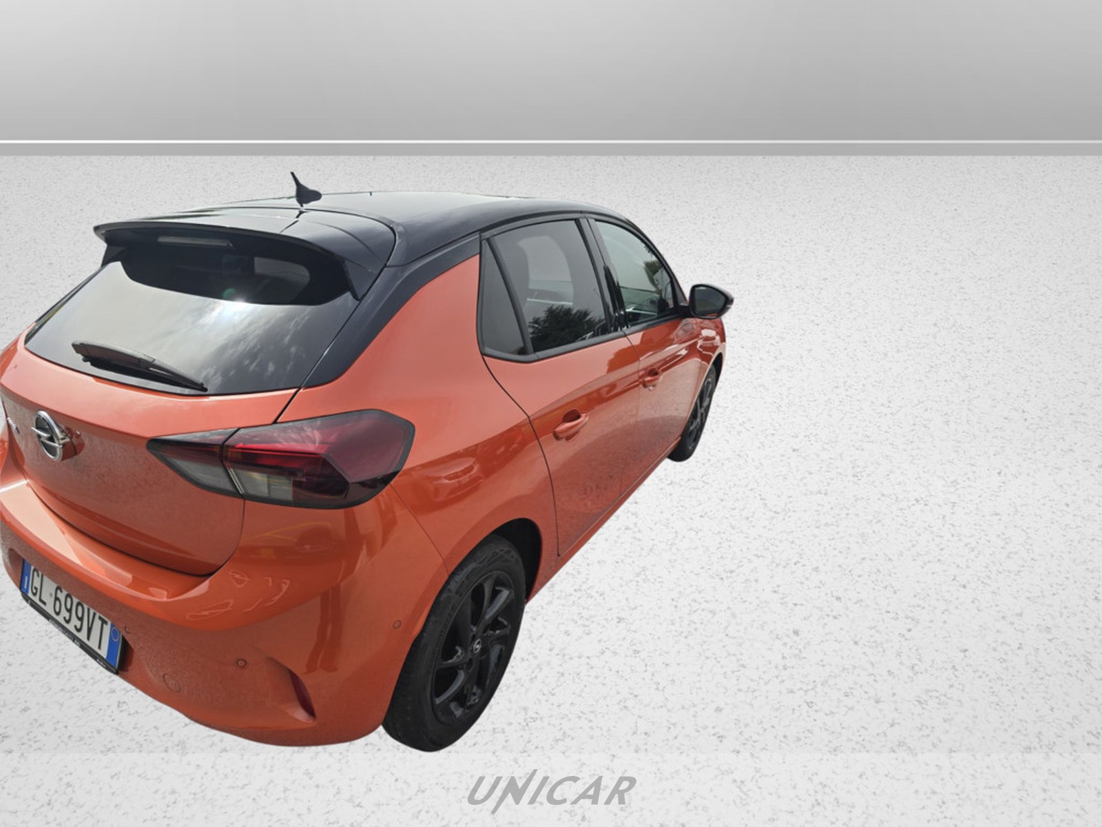 UNICAR Opel Corsa
