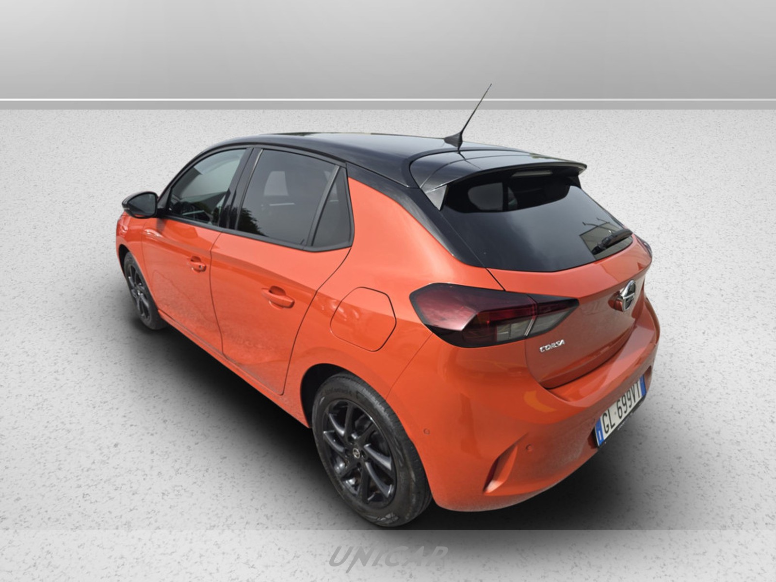 UNICAR Opel Corsa