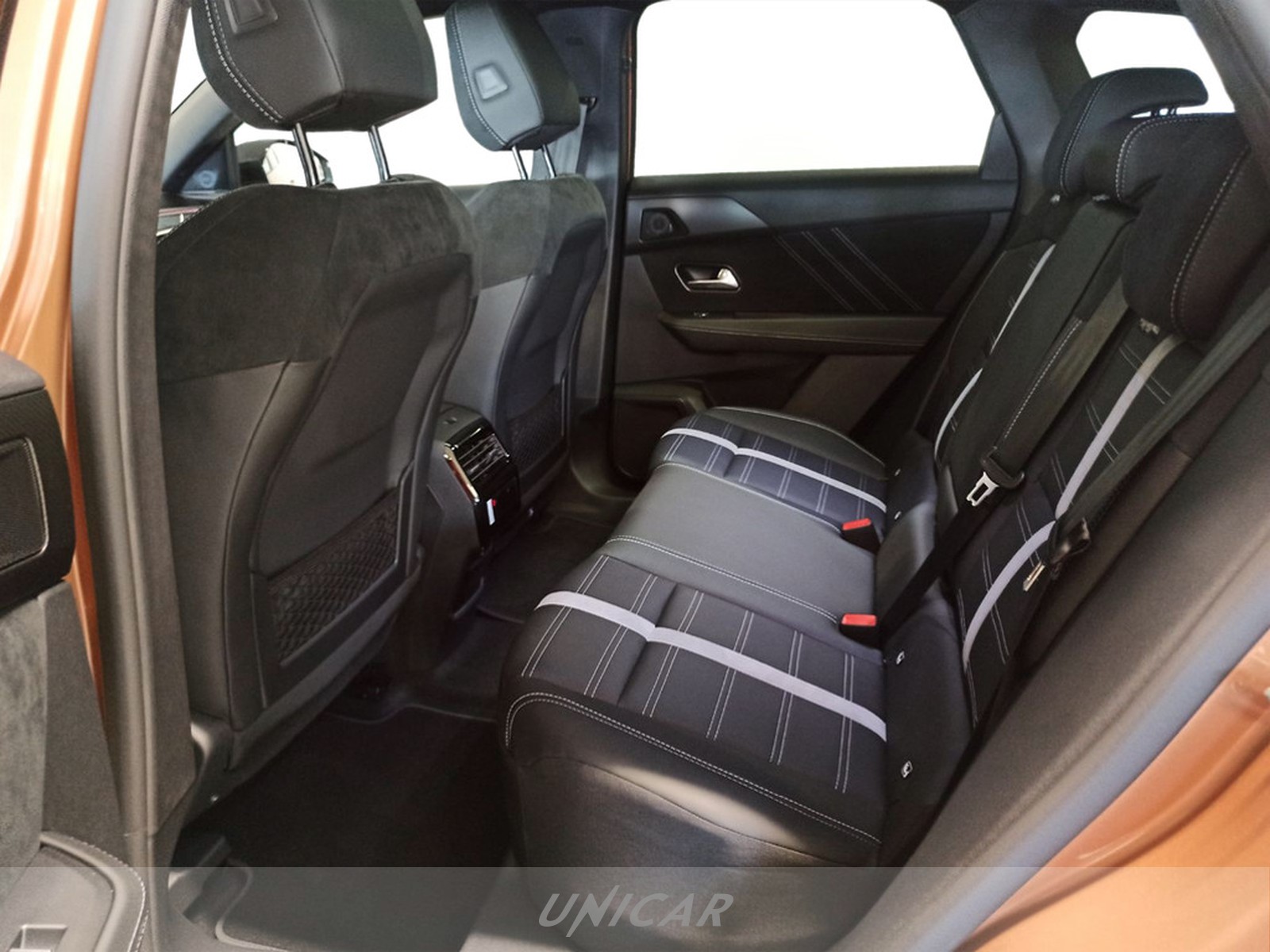 UNICAR Opel Grandland