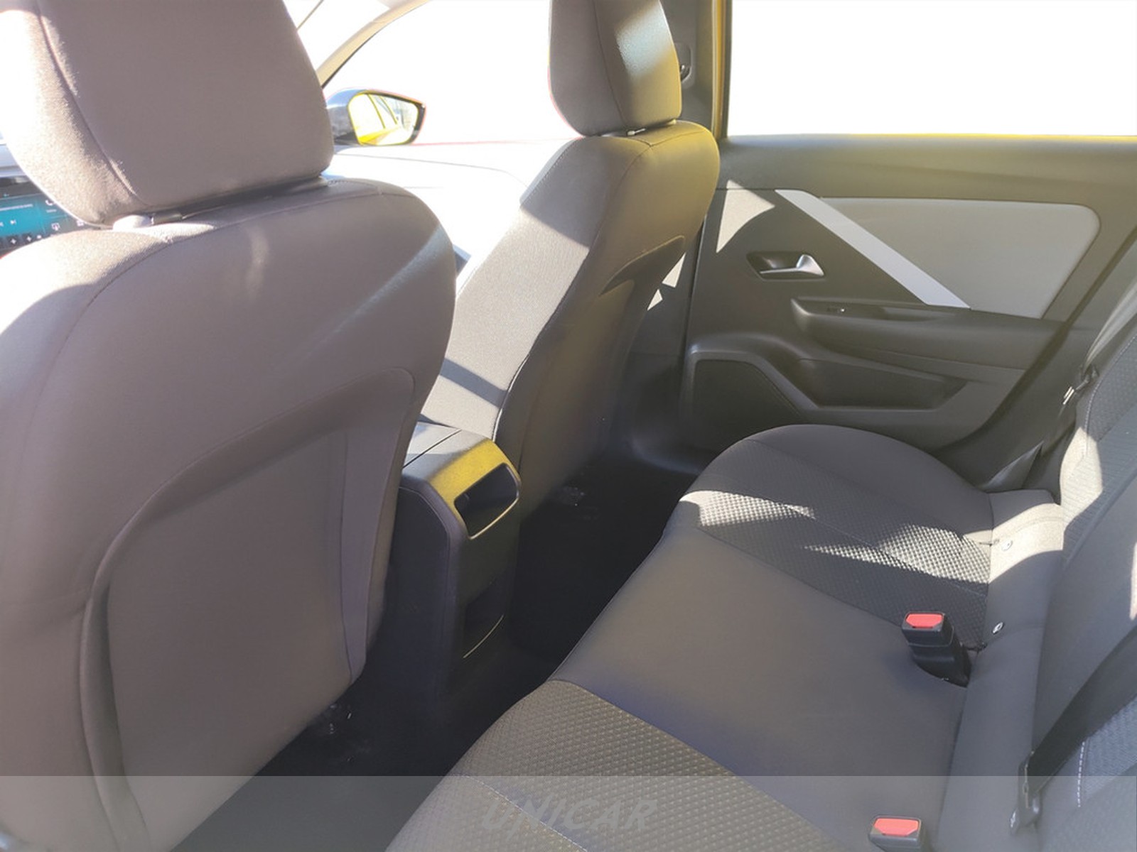 UNICAR Opel Astra