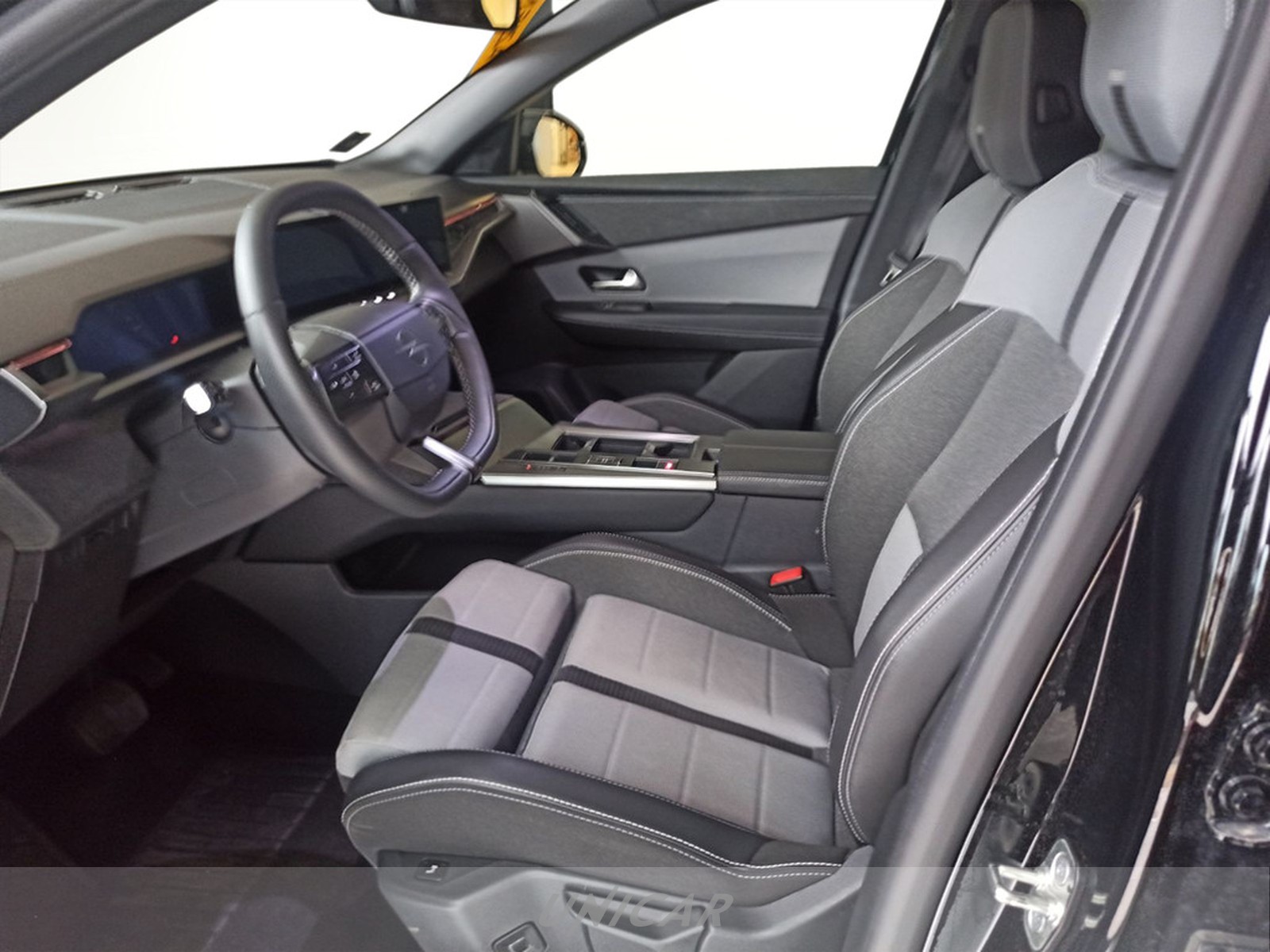 UNICAR Opel Grandland