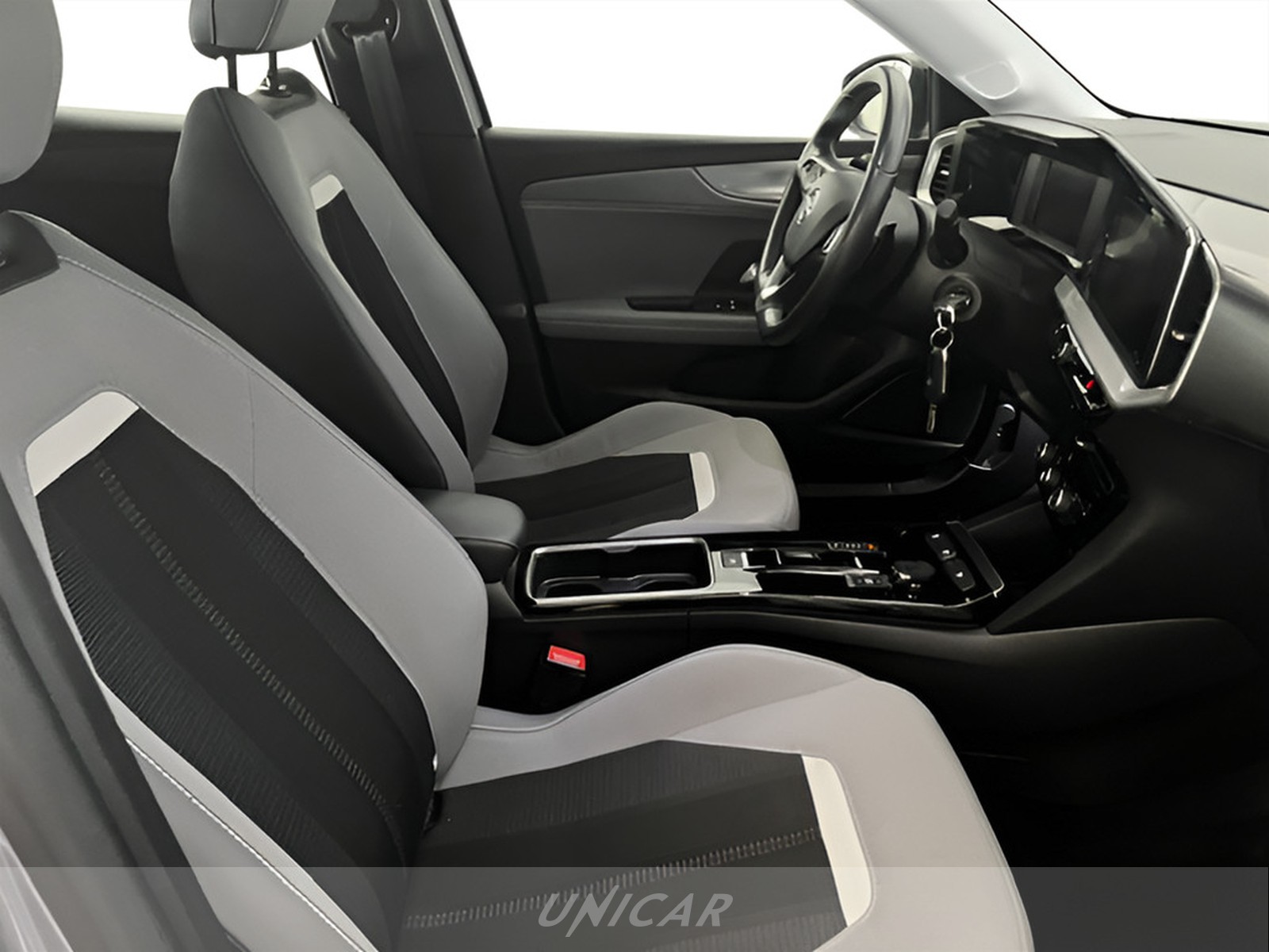 UNICAR Opel Mokka