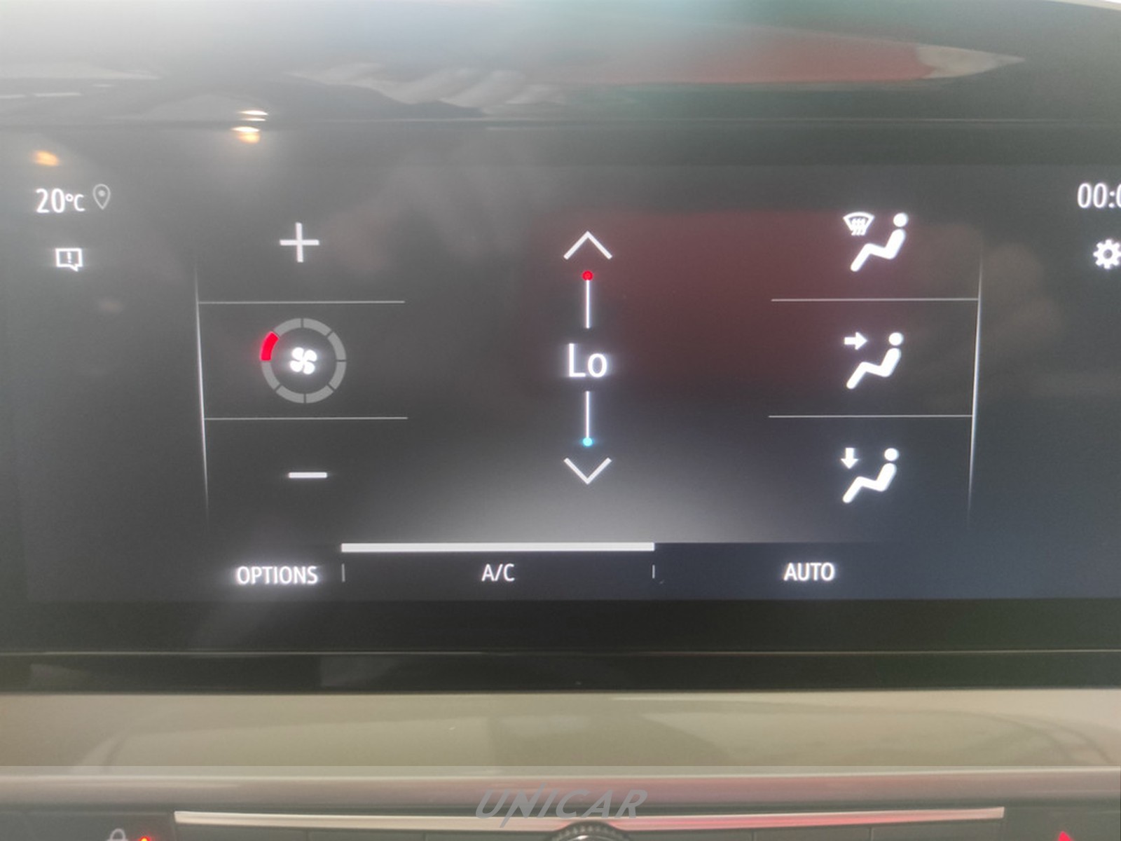 UNICAR Opel Mokka