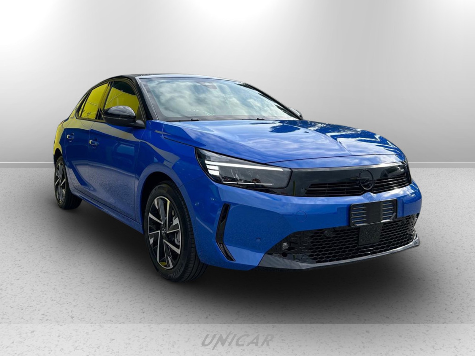 UNICAR Opel Corsa