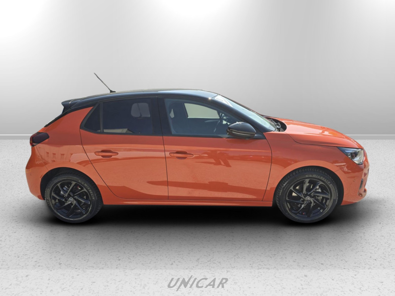 UNICAR Opel Corsa