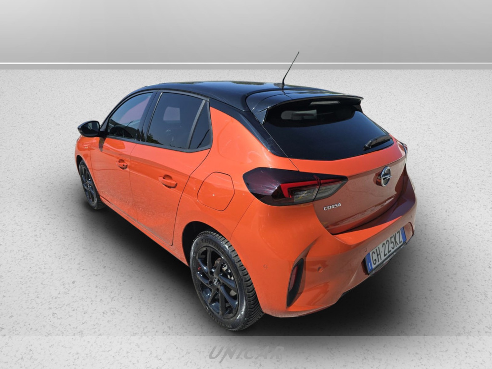 UNICAR Opel Corsa