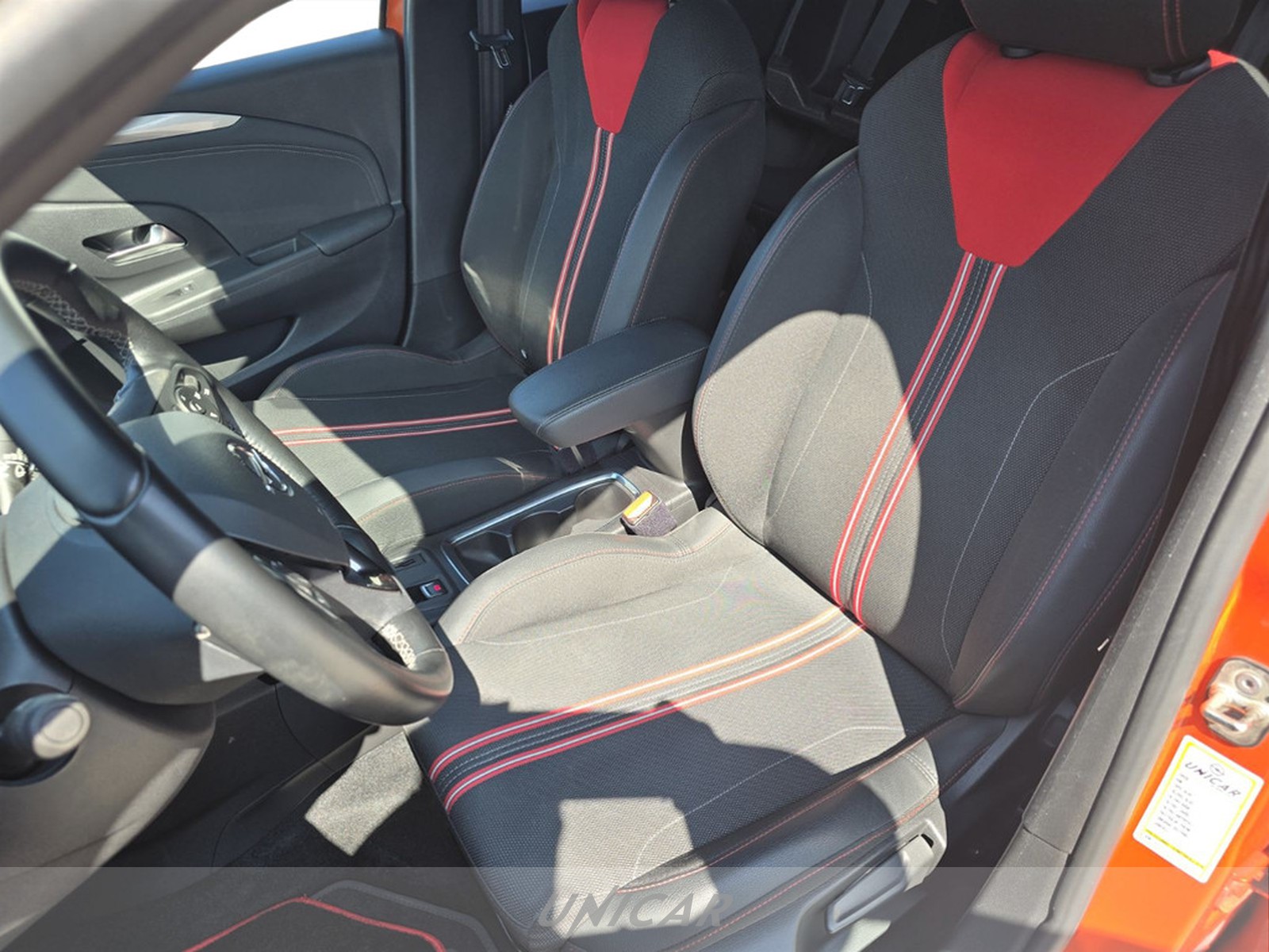 UNICAR Opel Corsa