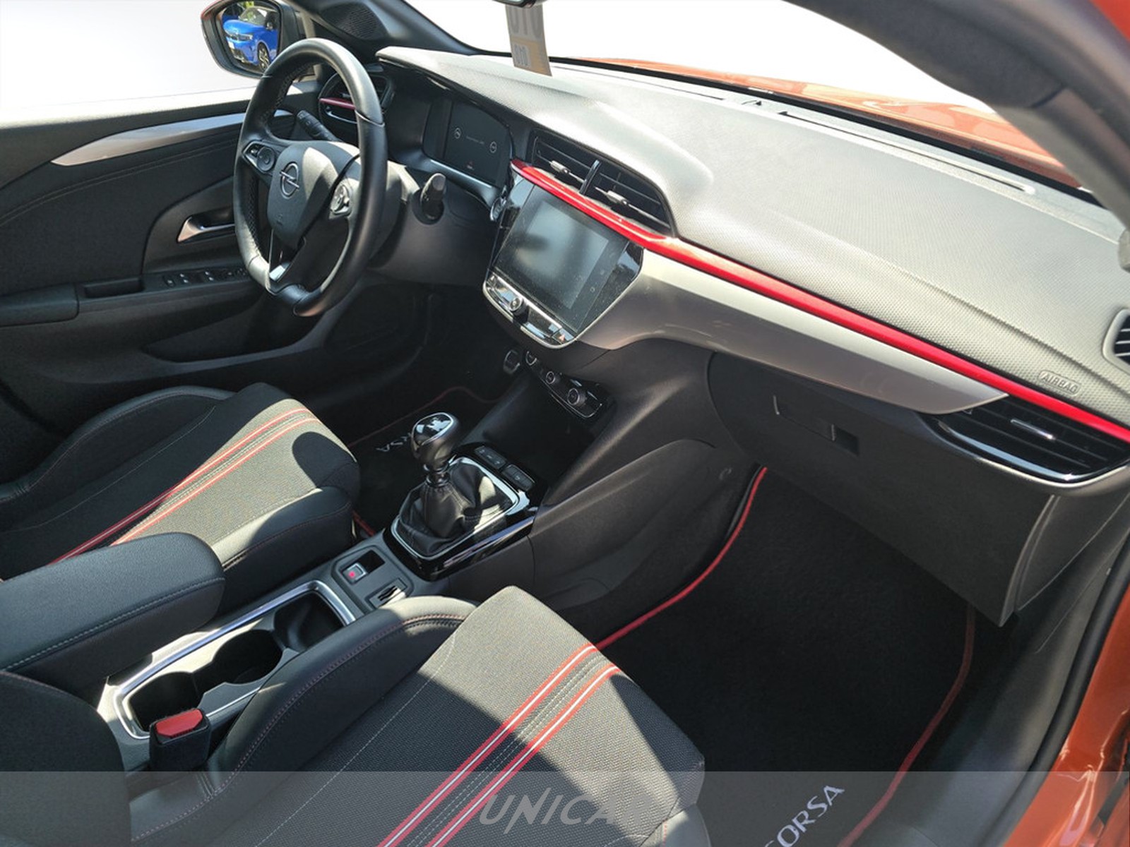 UNICAR Opel Corsa