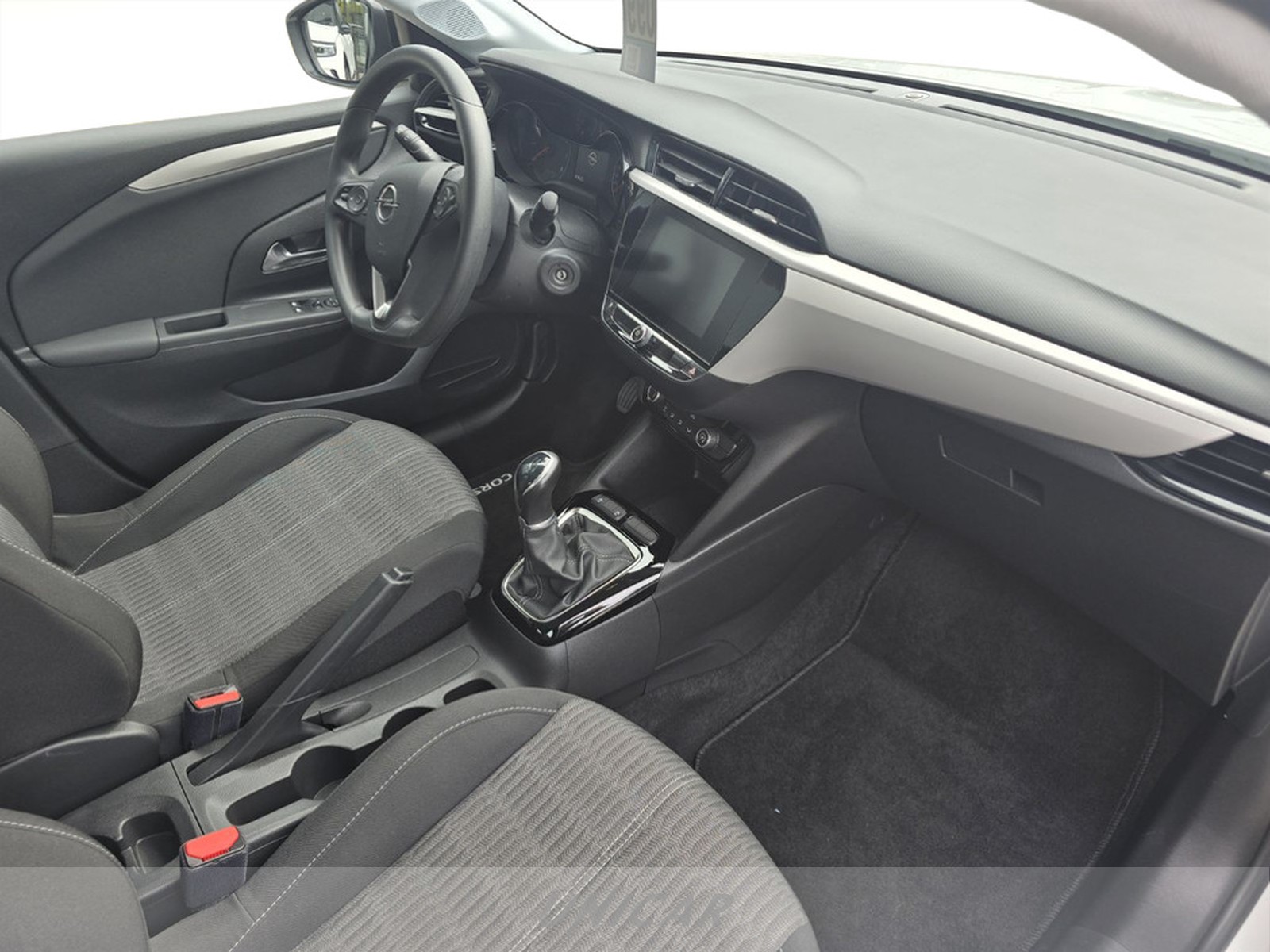 UNICAR Opel Corsa