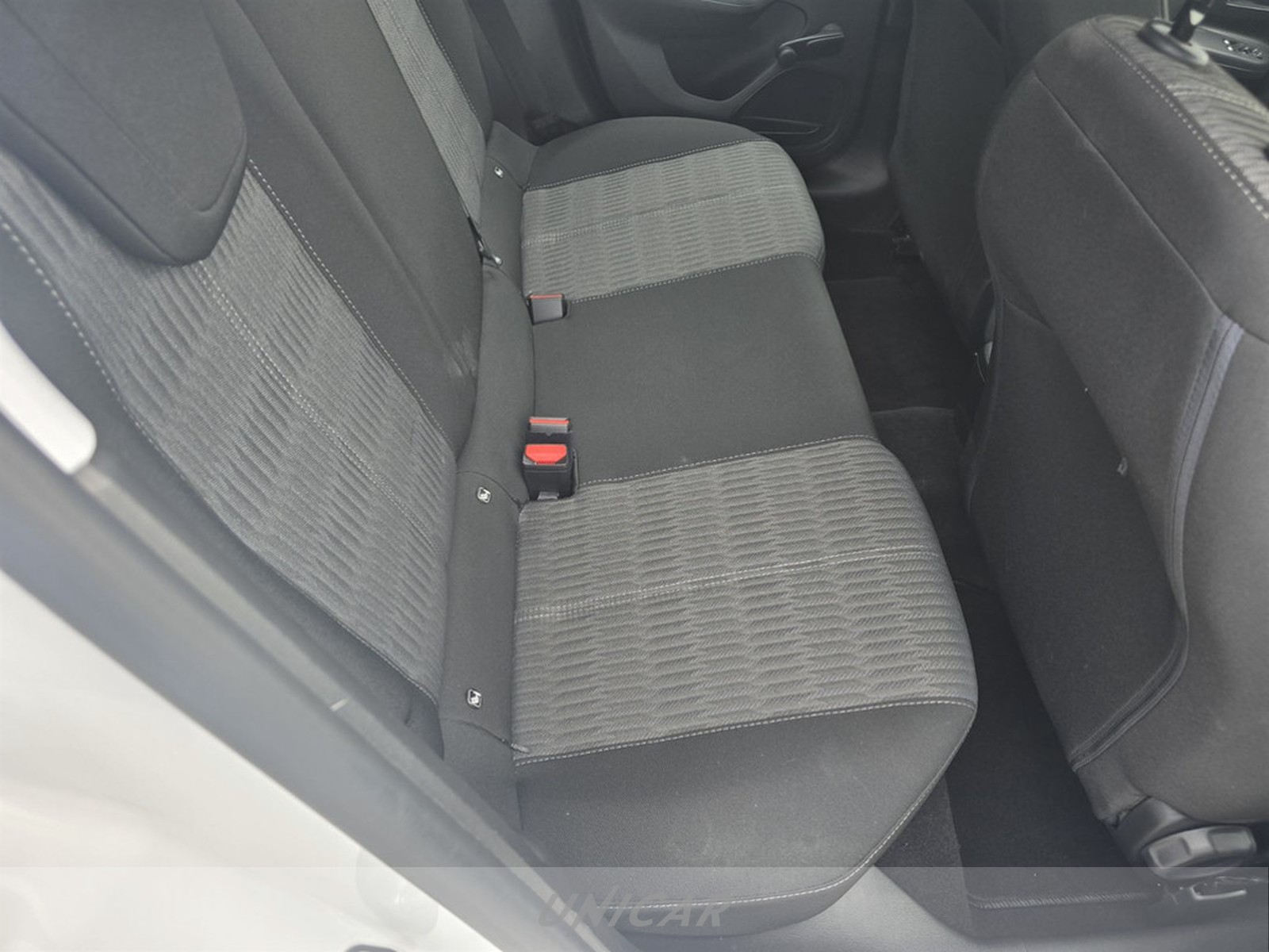 UNICAR Opel Corsa