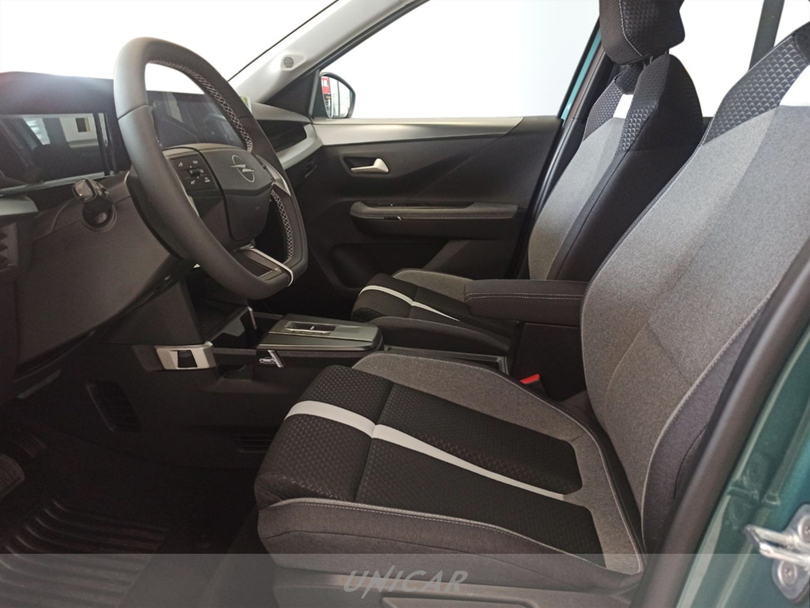 UNICAR Opel Frontera