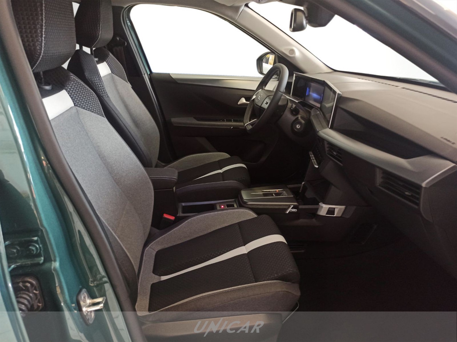 UNICAR Opel Frontera