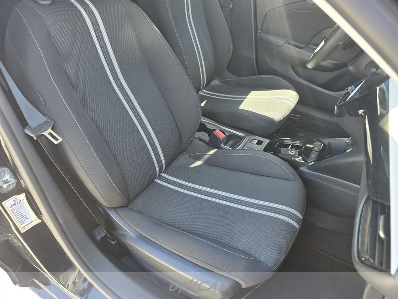 UNICAR Opel Corsa