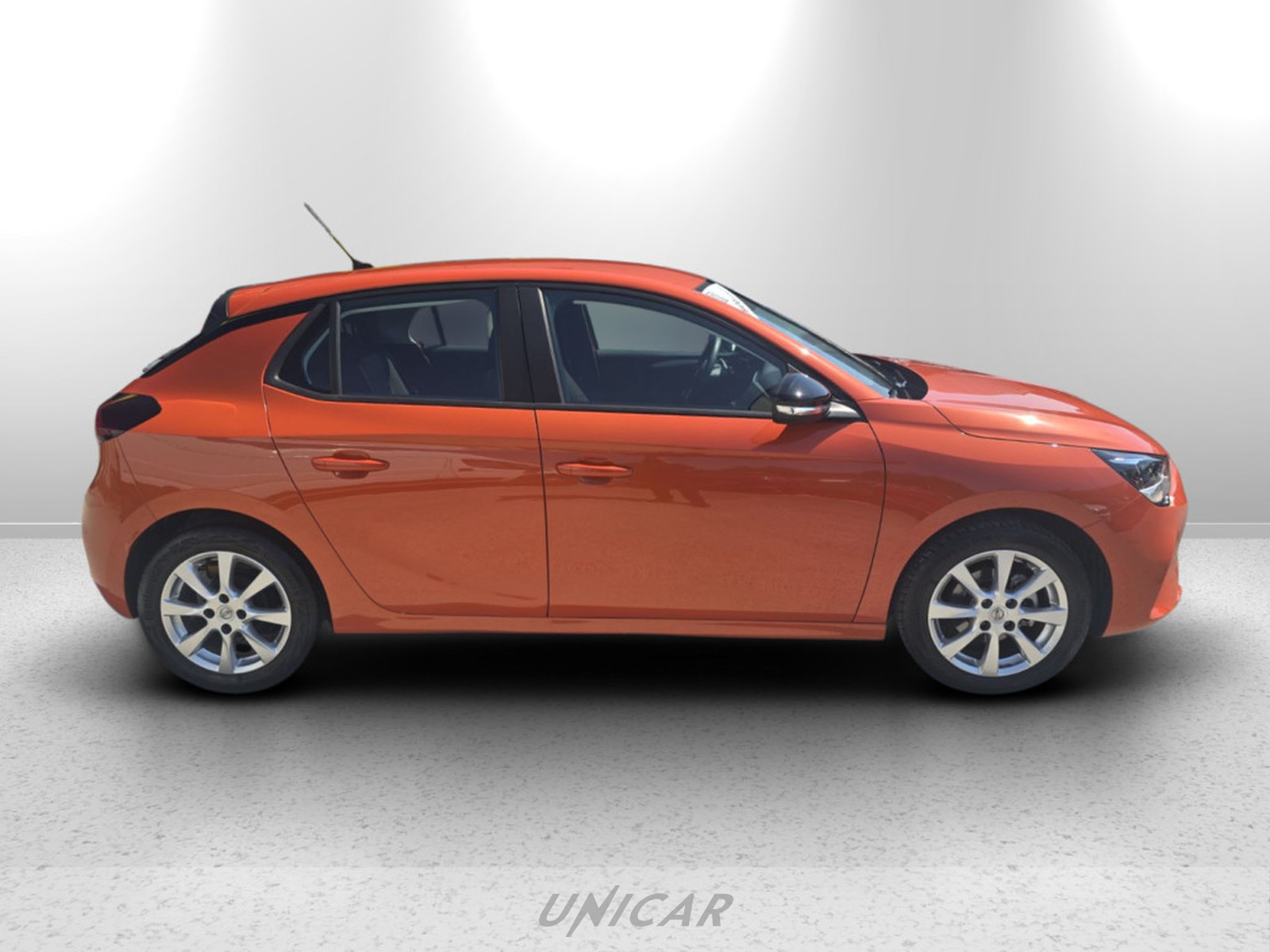 UNICAR Opel Corsa