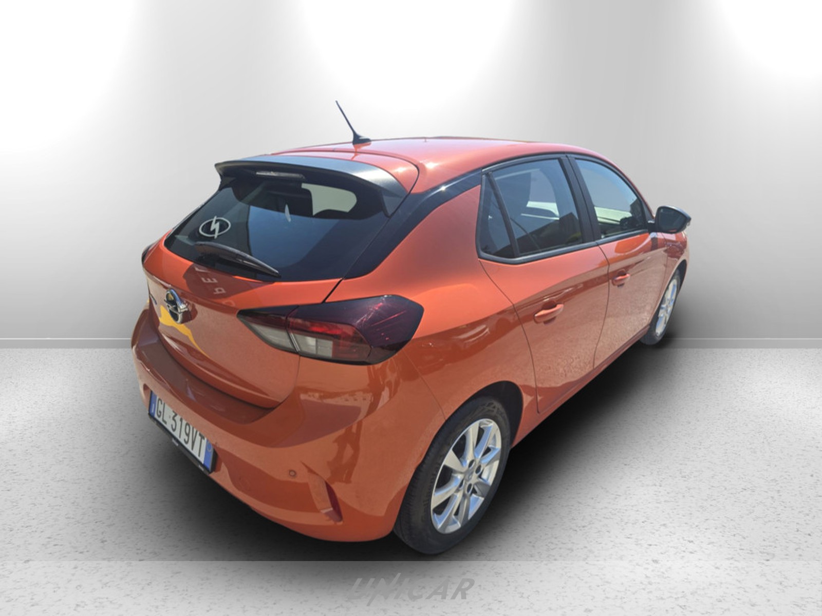 UNICAR Opel Corsa