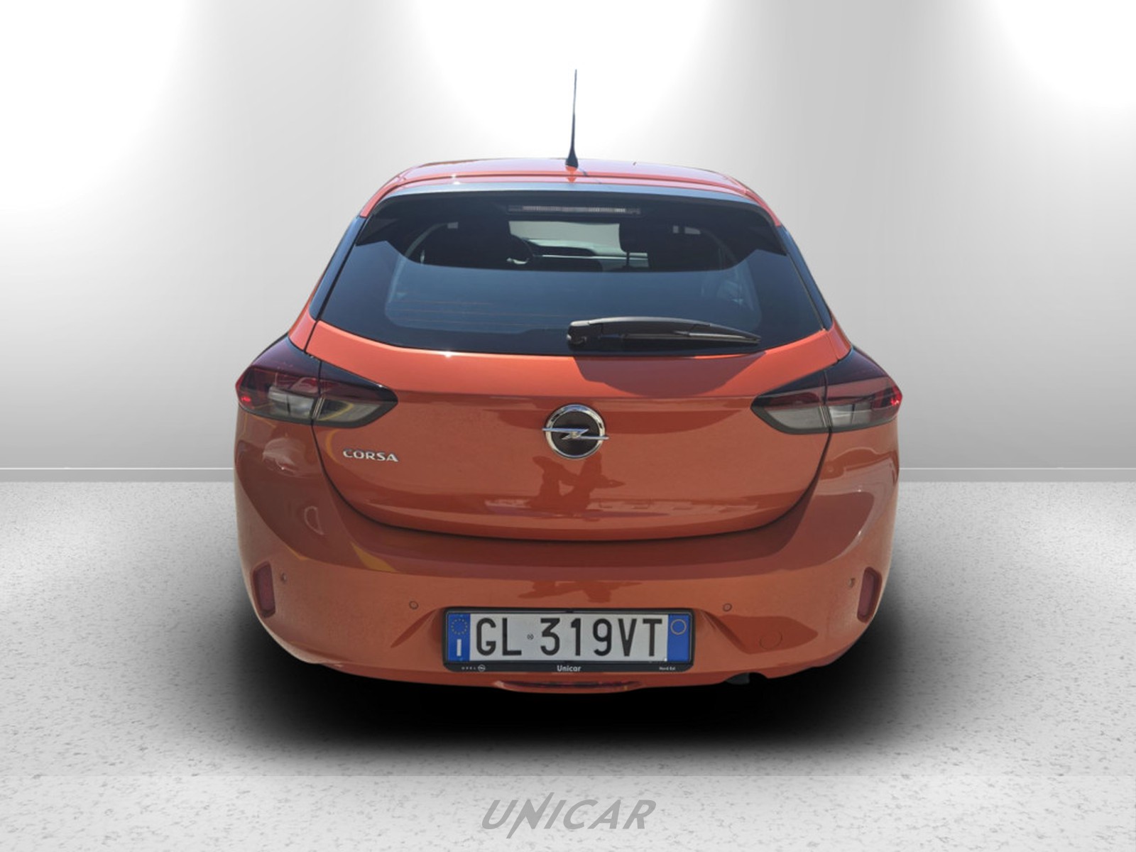 UNICAR Opel Corsa