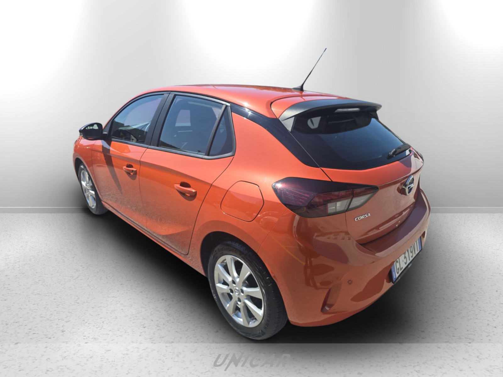 UNICAR Opel Corsa