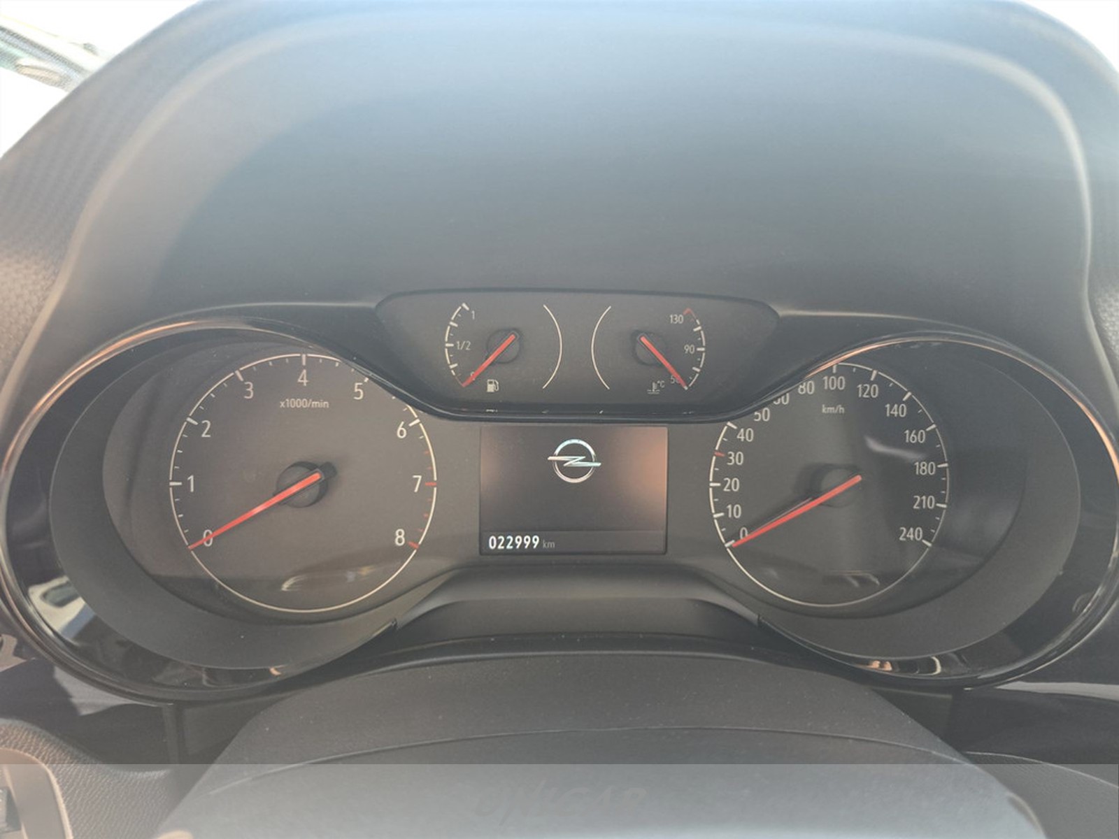 UNICAR Opel Corsa