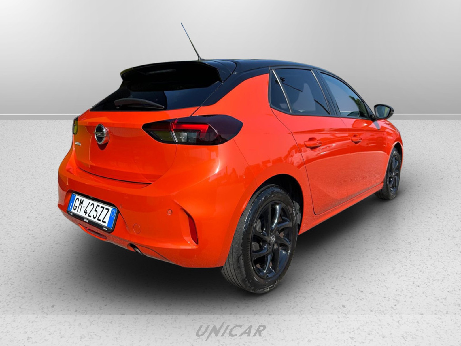 UNICAR Opel Corsa