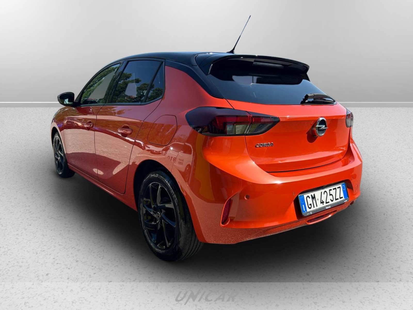 UNICAR Opel Corsa