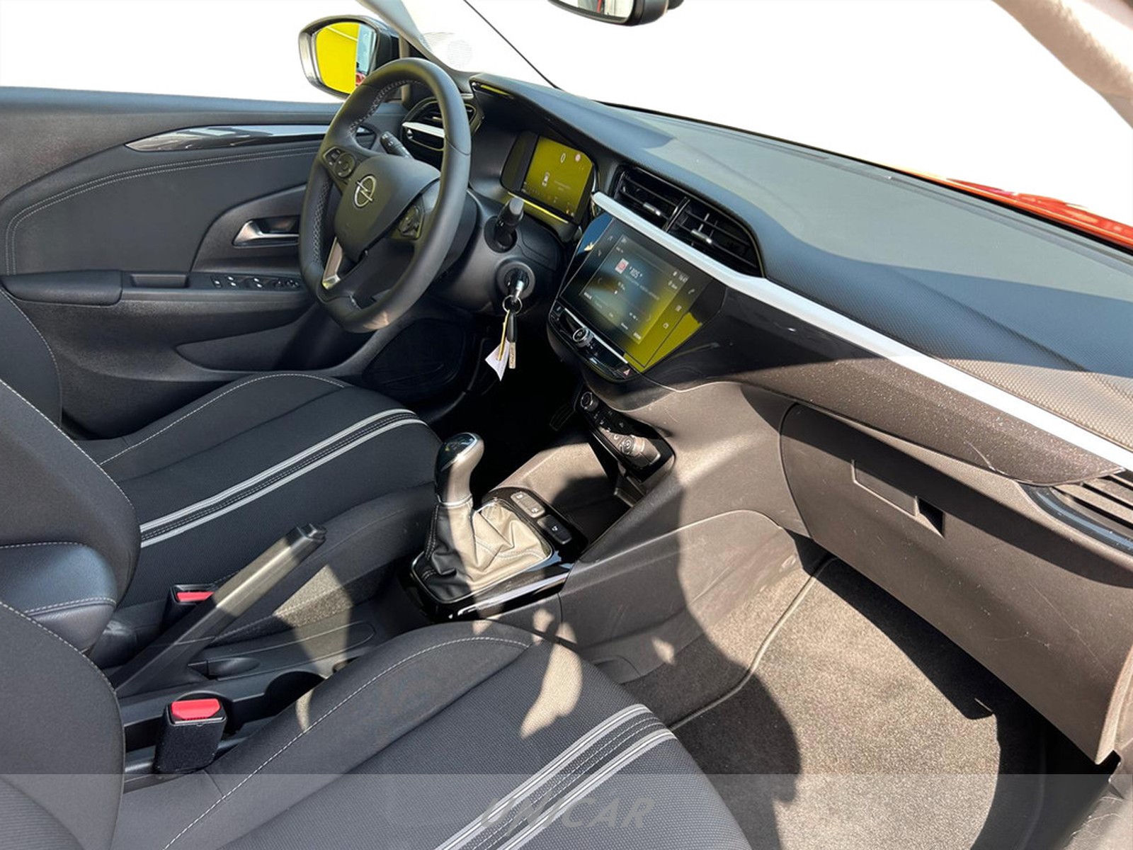 UNICAR Opel Corsa