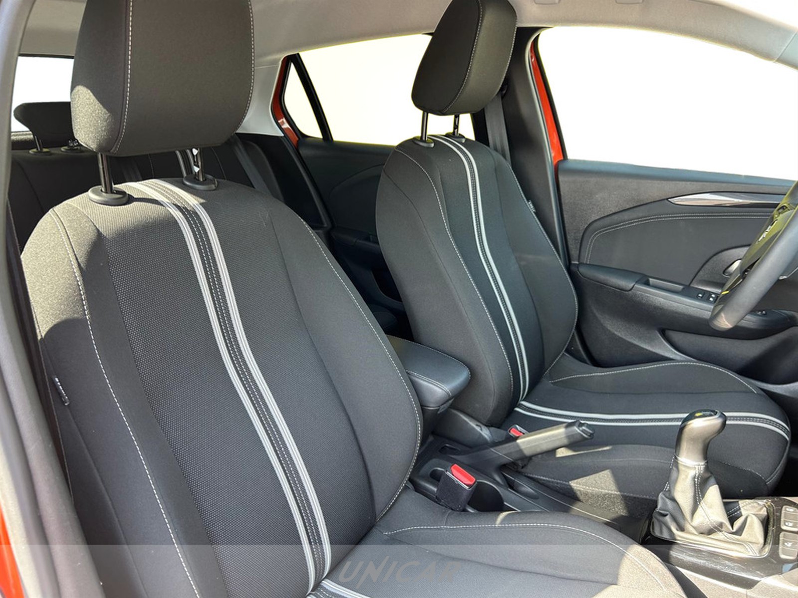 UNICAR Opel Corsa