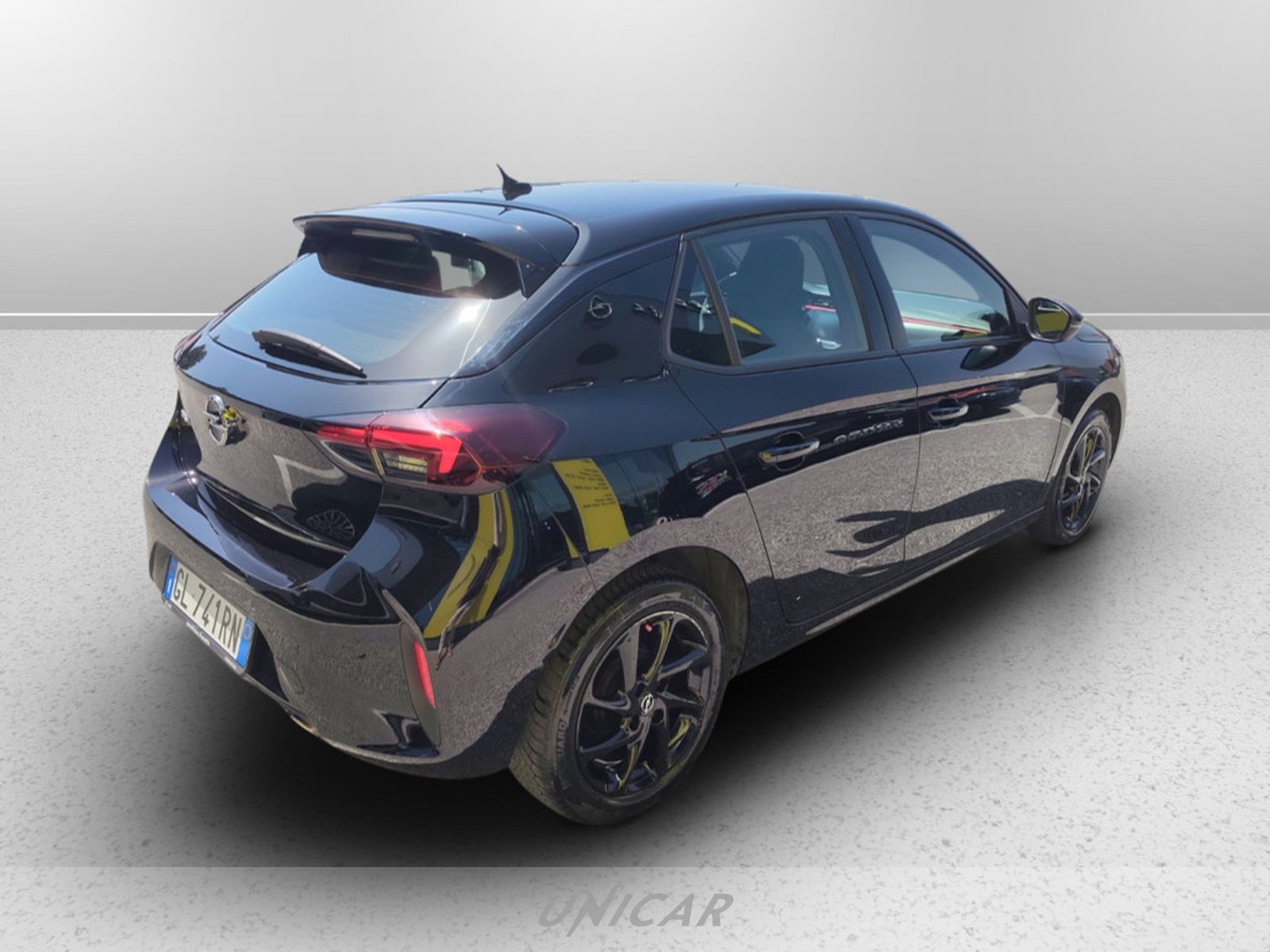 UNICAR Opel Corsa