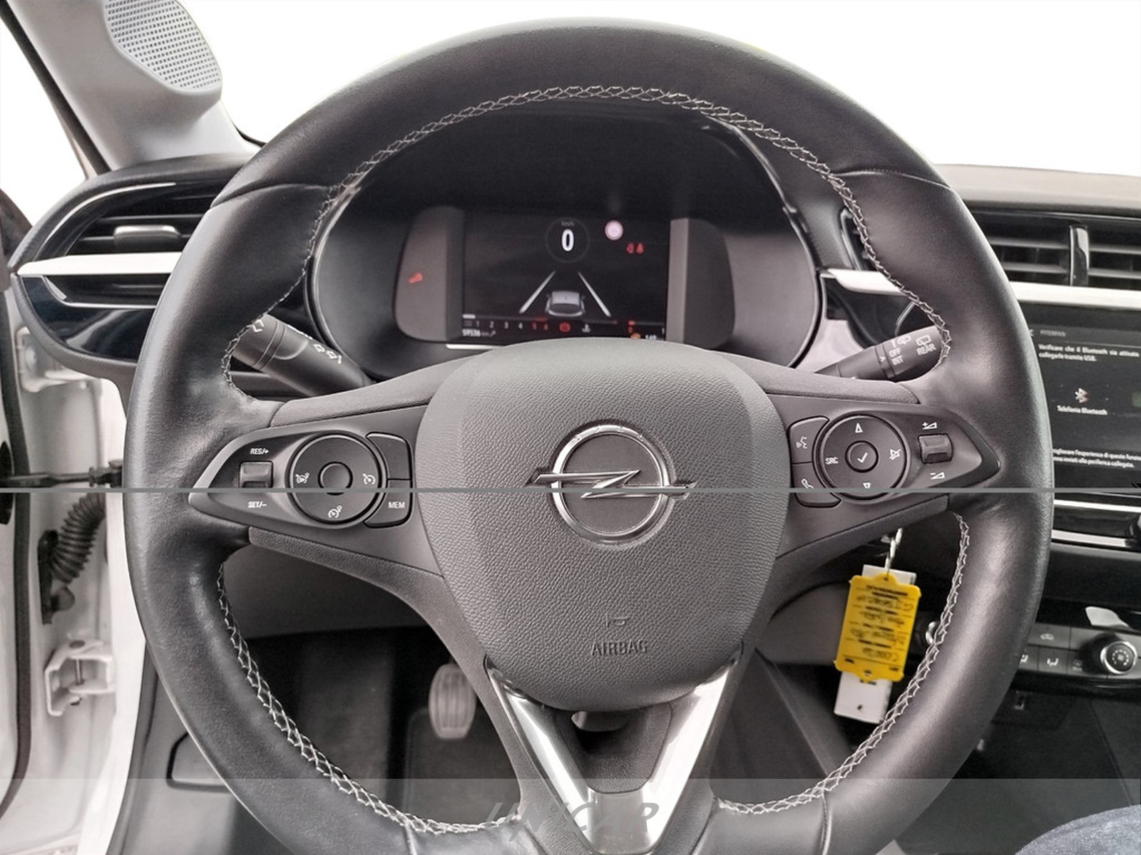 UNICAR Opel Corsa