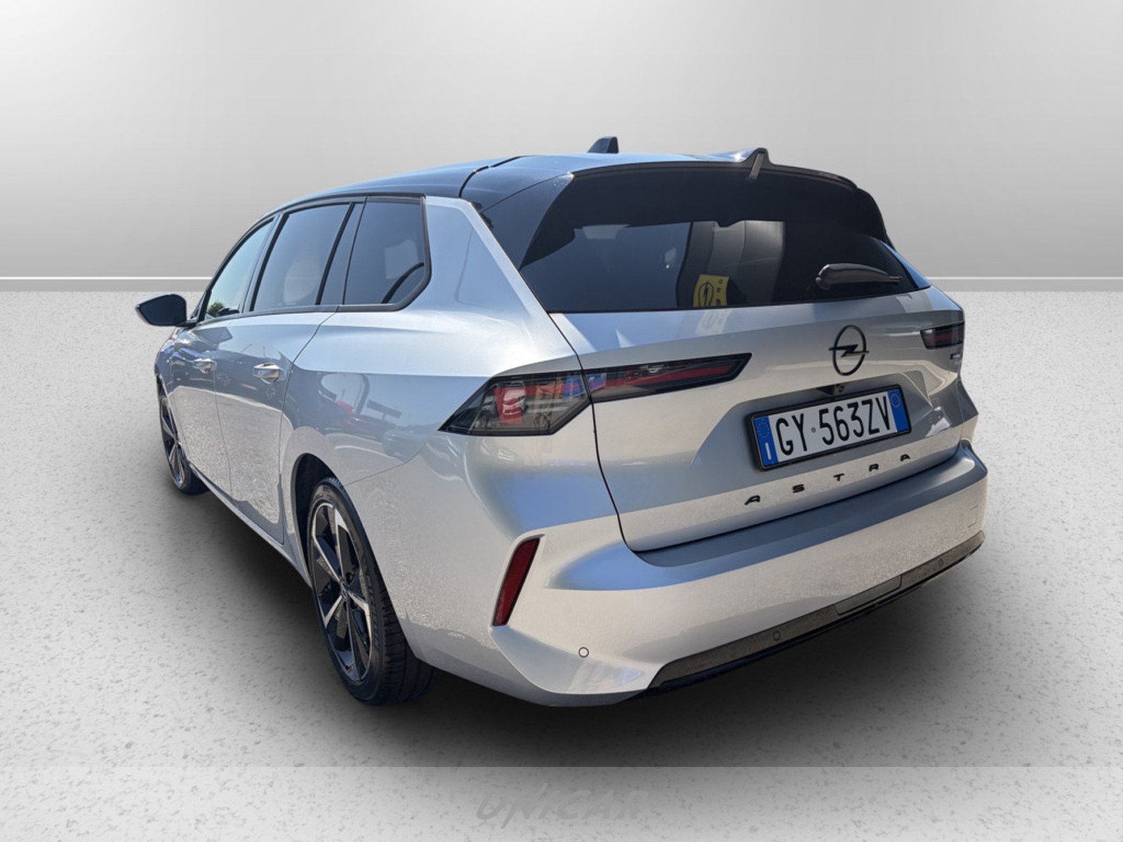 UNICAR Opel Astra