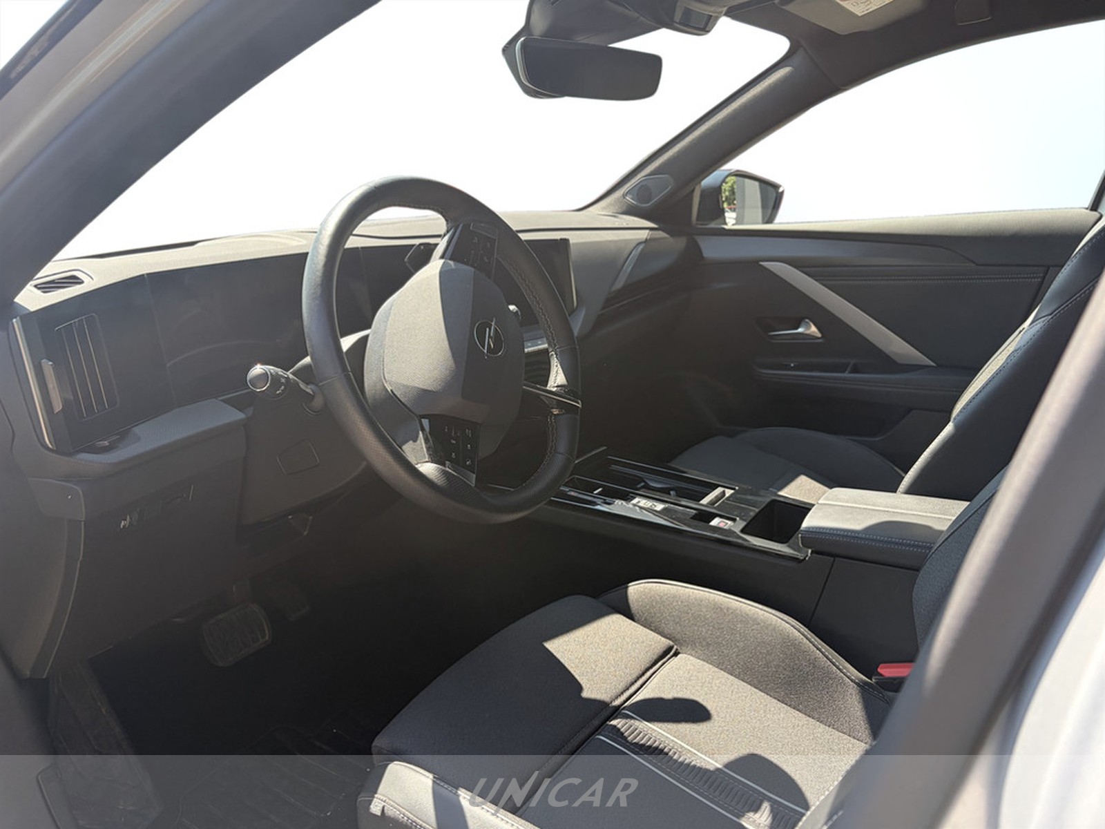 UNICAR Opel Astra