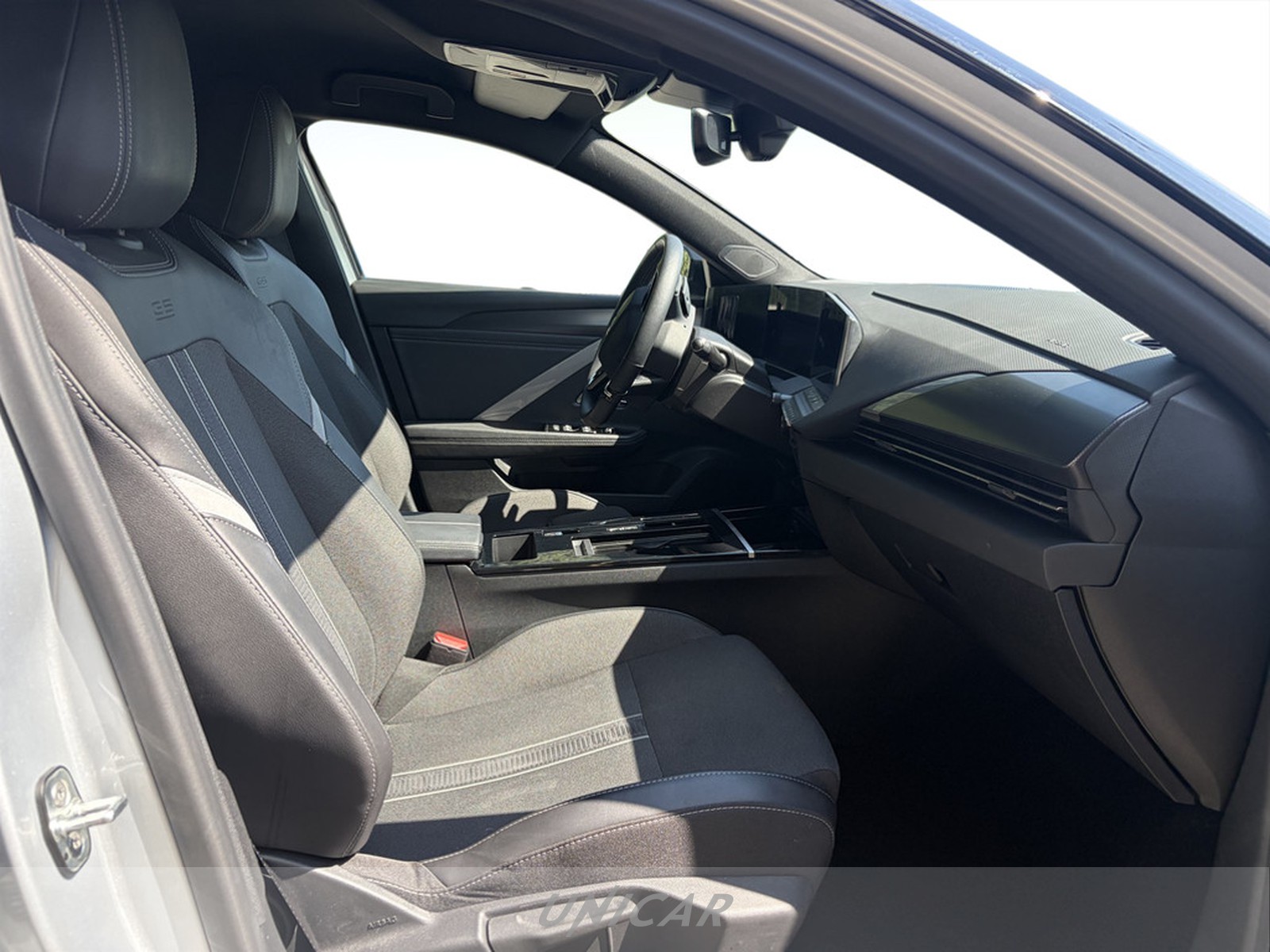 UNICAR Opel Astra
