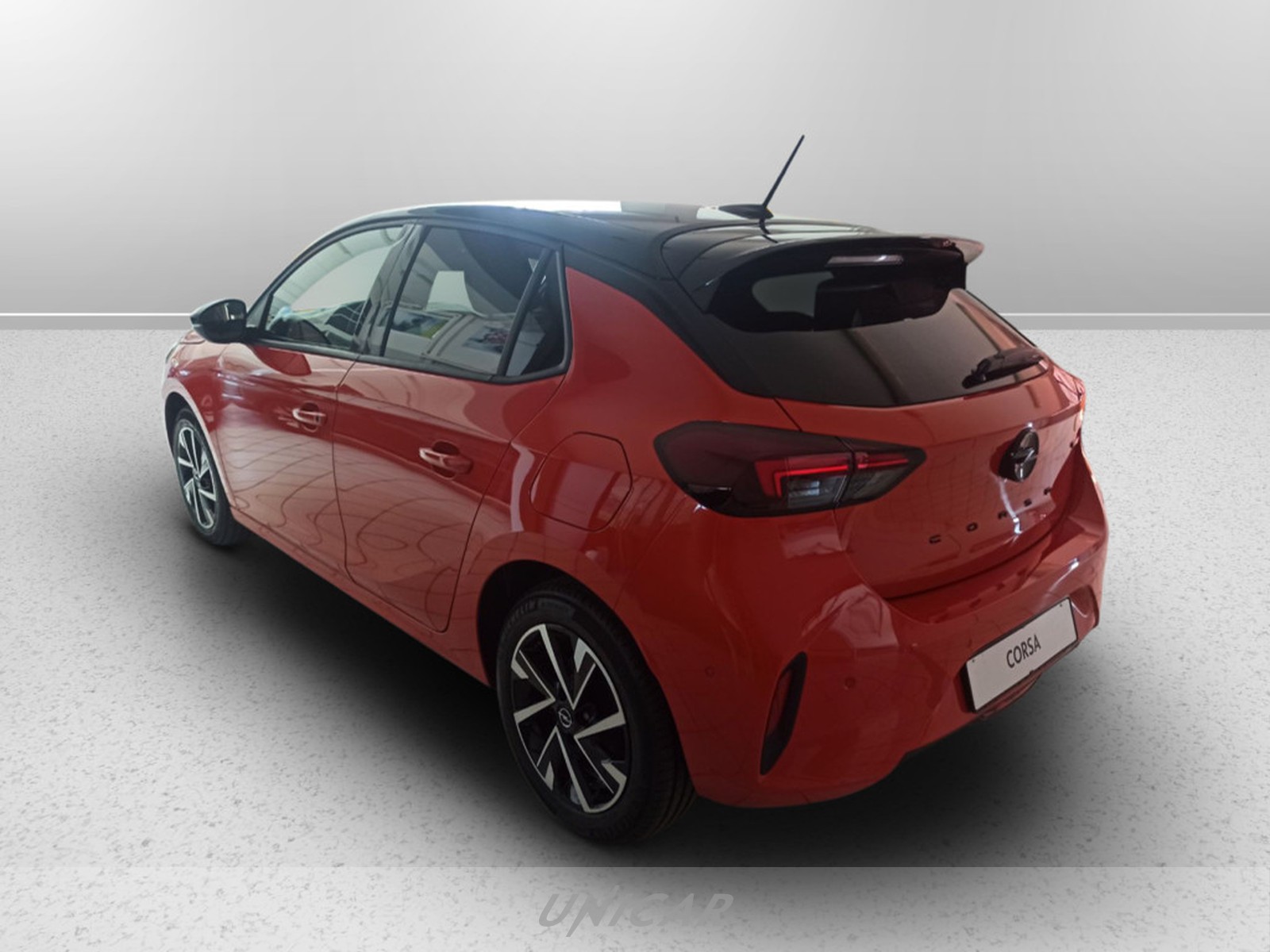 UNICAR Opel Corsa