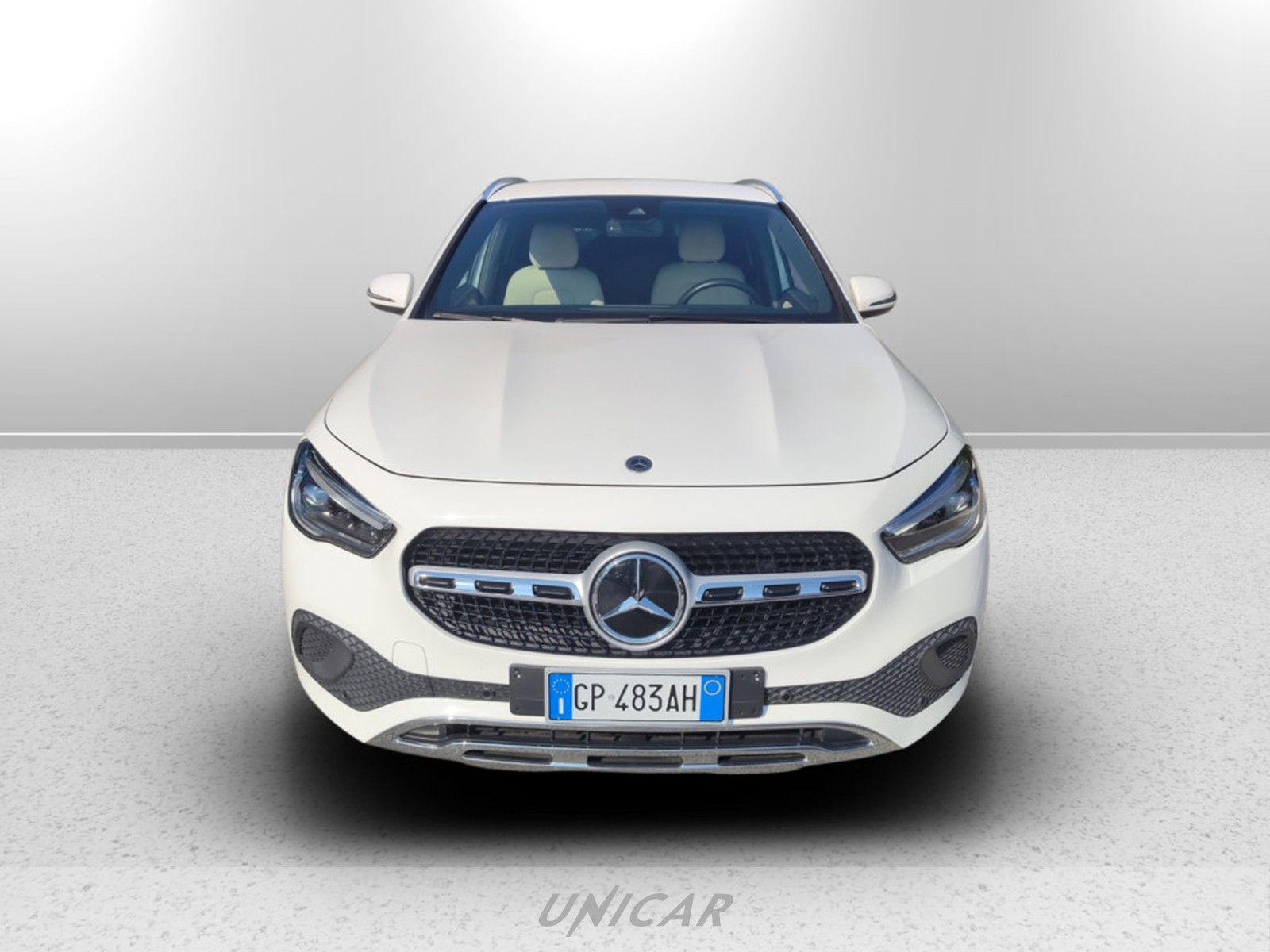 UNICAR Mercedes GLA