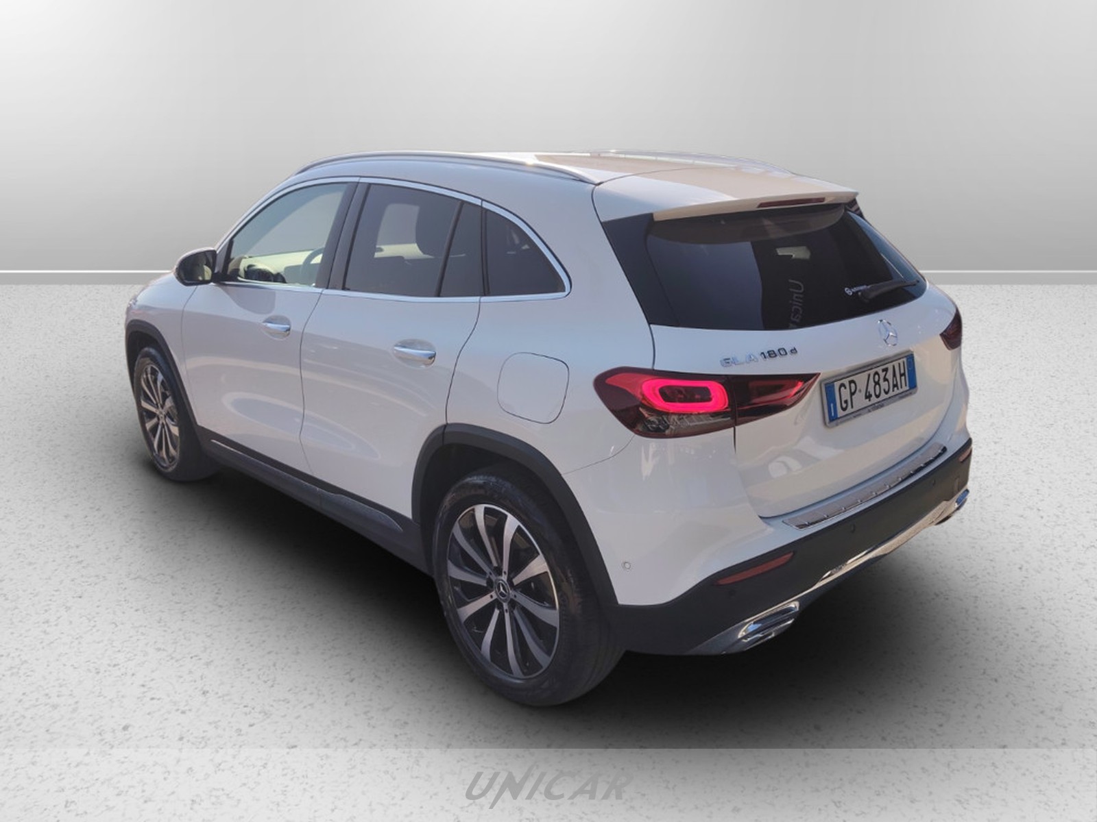 UNICAR Mercedes GLA