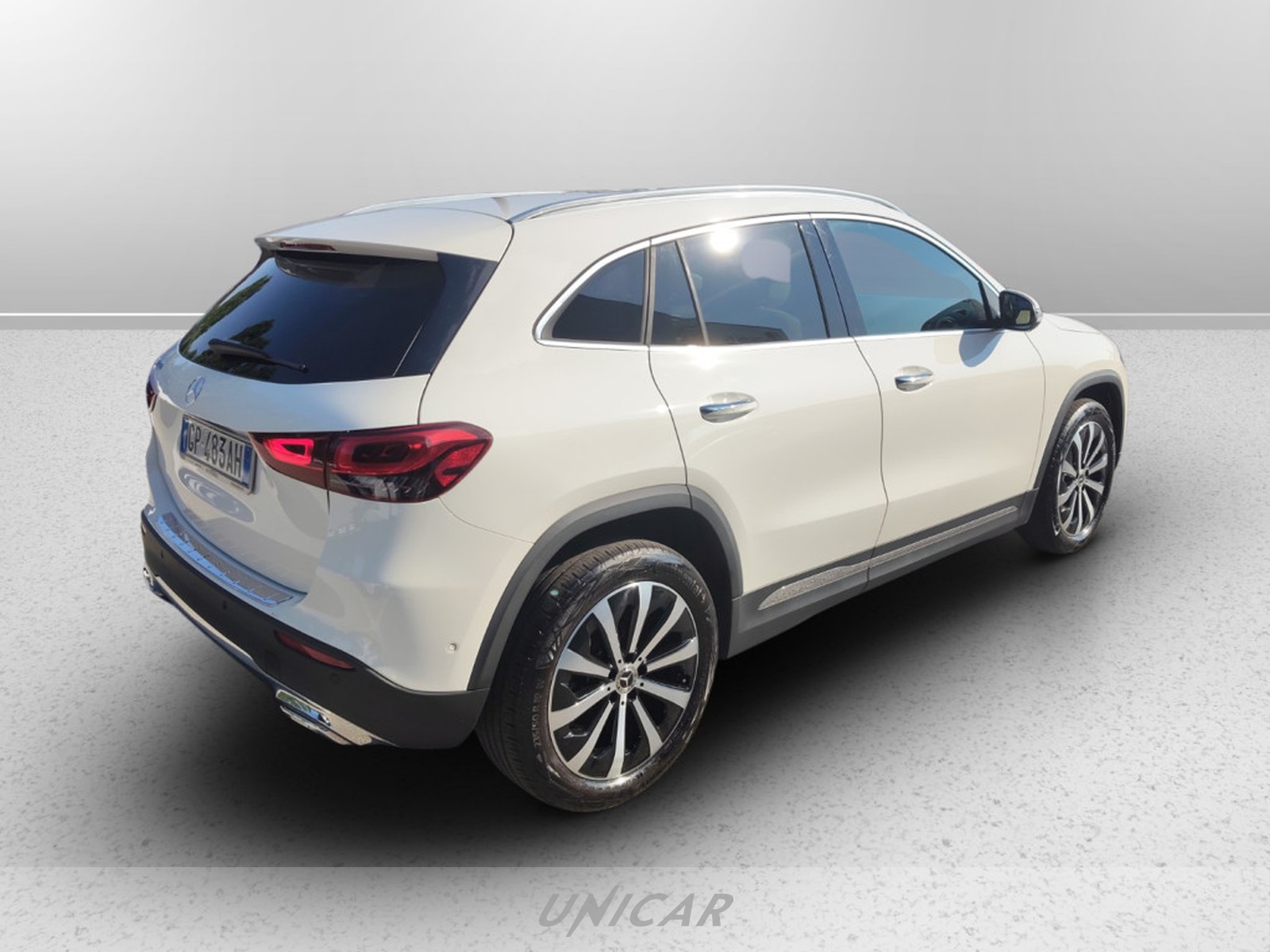 UNICAR Mercedes GLA