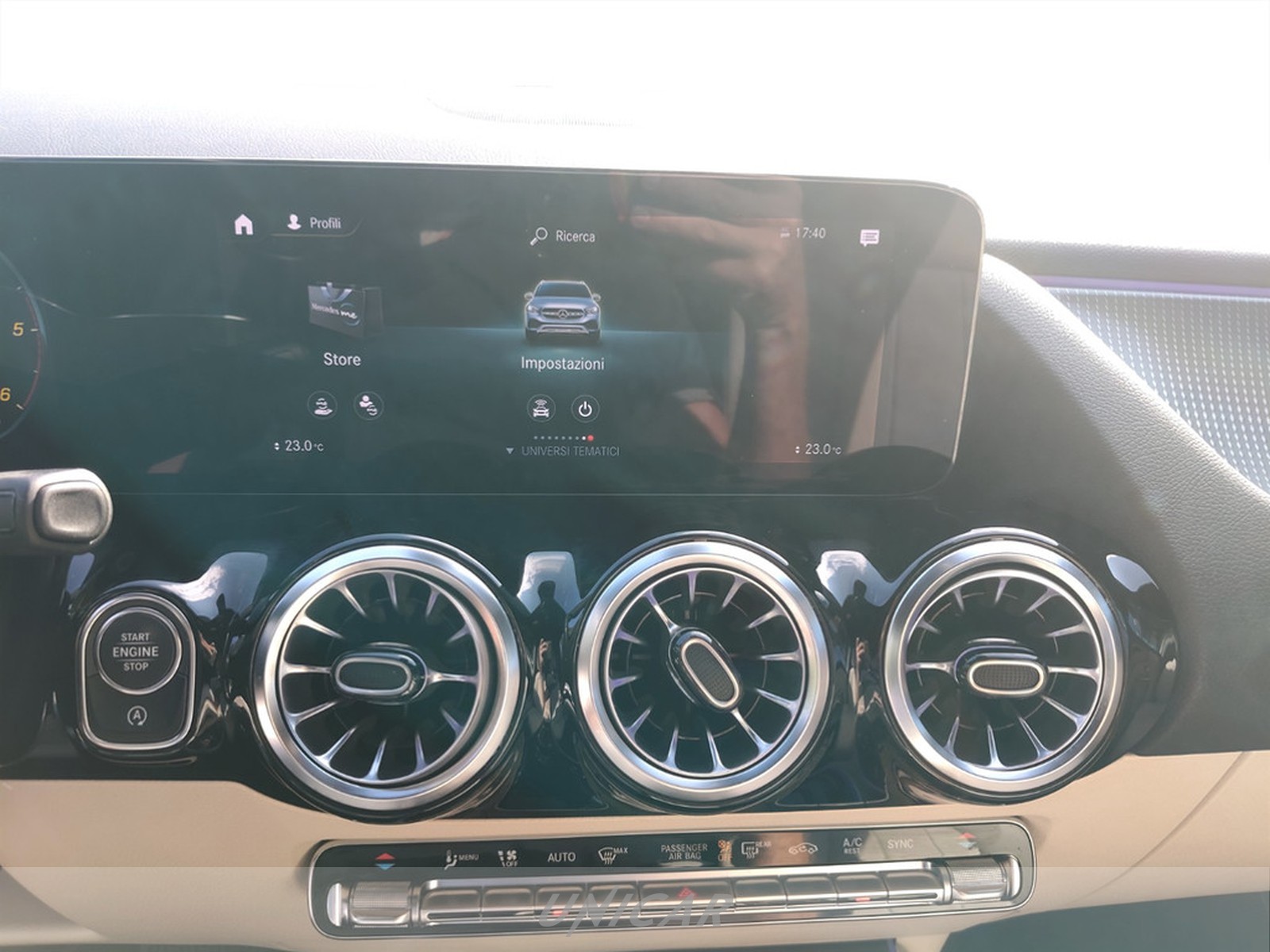 UNICAR Mercedes GLA