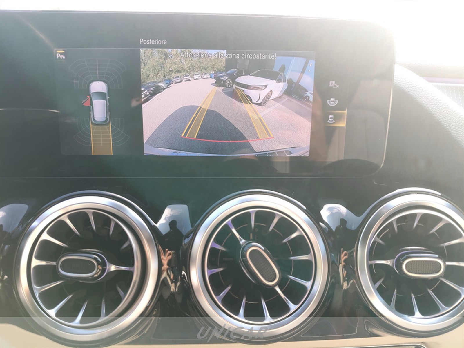 UNICAR Mercedes GLA